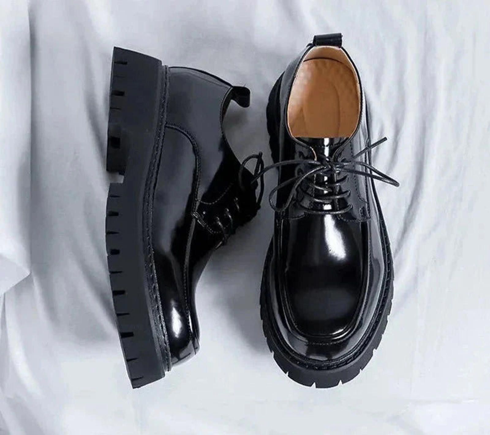 Japanese Brand Sinmuno Apron Toe Patent Shoes Size US 8 / EU 41 - 8 Thumbnail