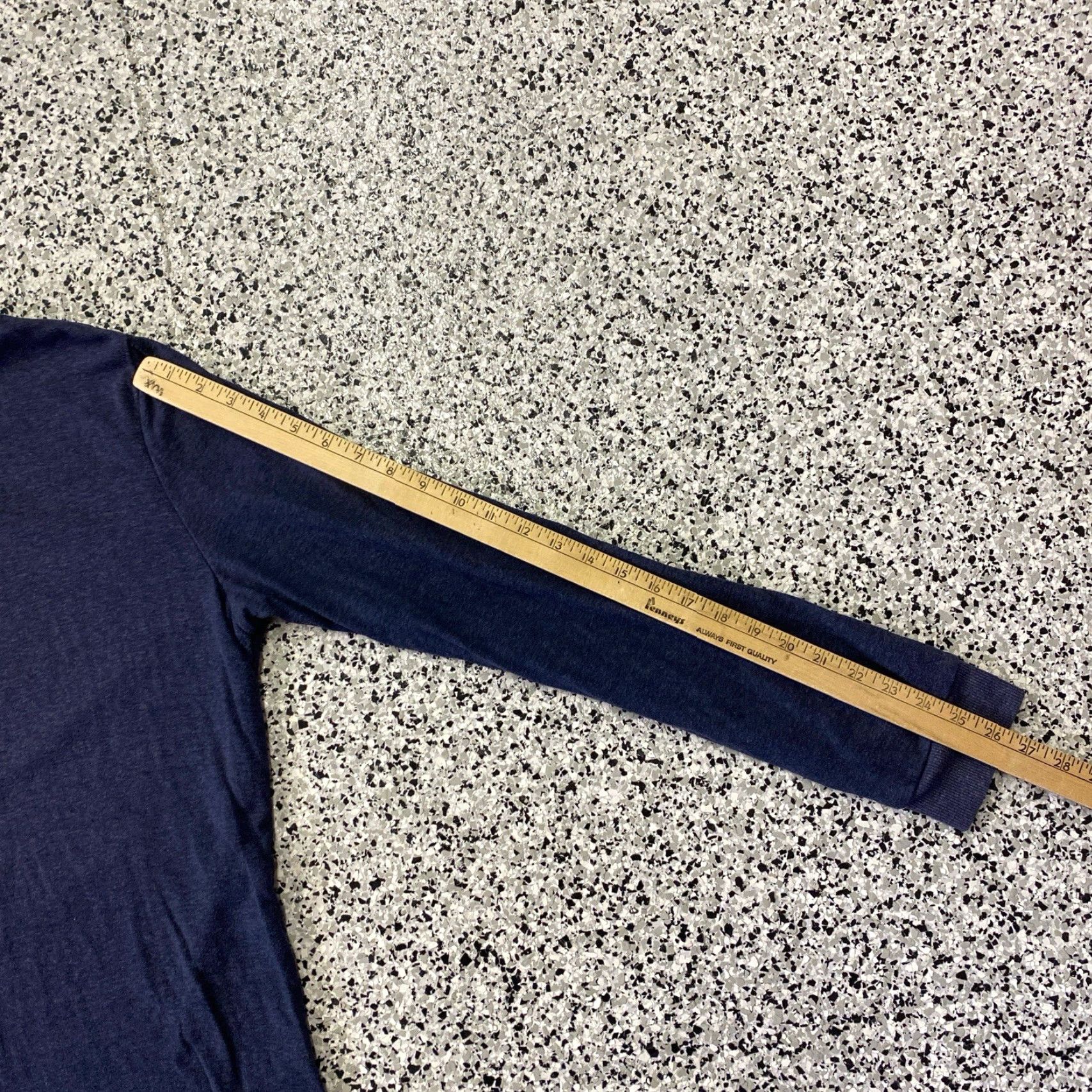 Marine Layer Marine Layer Henley Shirt Mens Large Blue Long Sleeve Regular Knit Cotton Button T-Shirt Vintage? No (but not allowed). Size US L / EU 52-54 / 3 - 4 Thumbnail