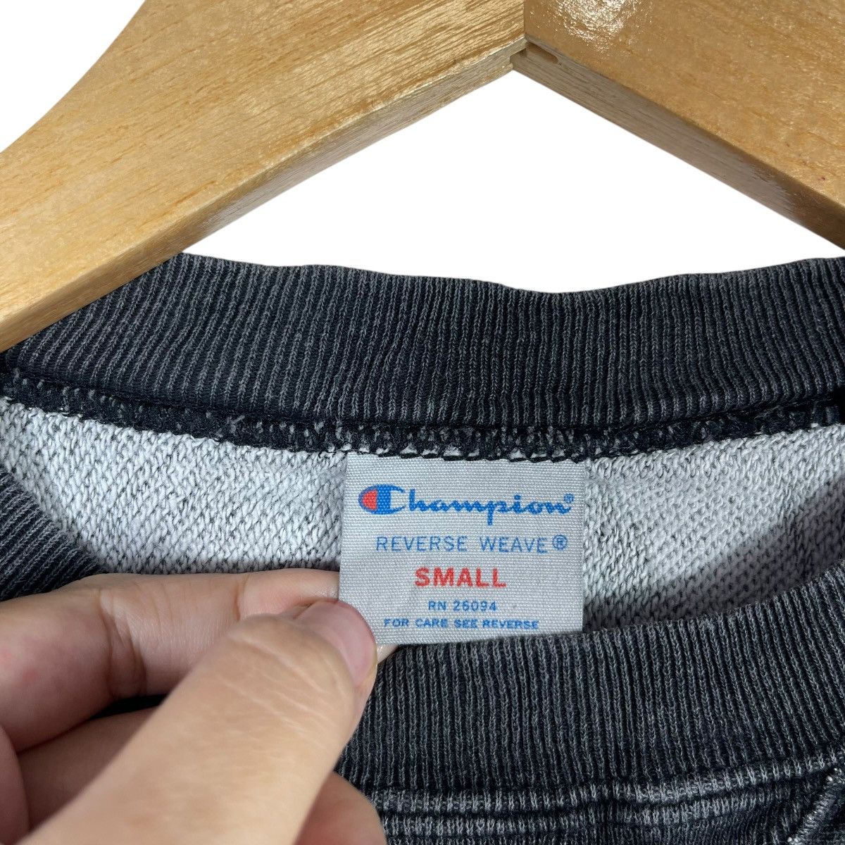 Champion Vintage Champion Reverse Weave Crewneck Sweatshirt USA Made Size US S / EU 44-46 / 1 - 3 Thumbnail