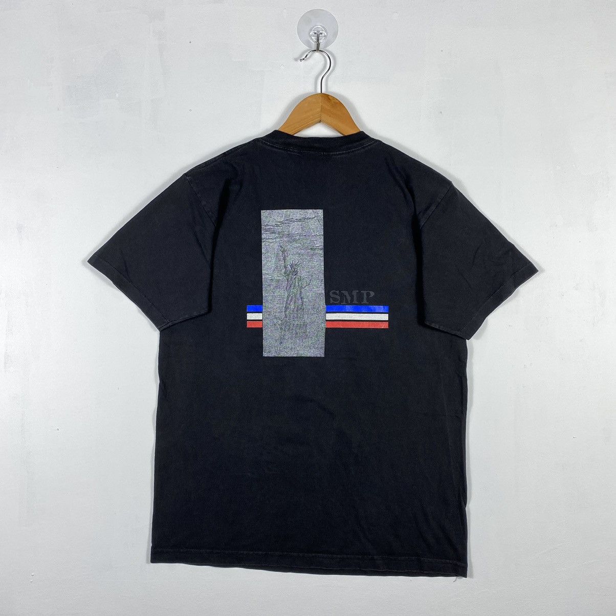 Vintage Vintage 90's SMP Skateboards Logo Tee Shirt Size US M / EU 48-50 / 2 - 6 Thumbnail