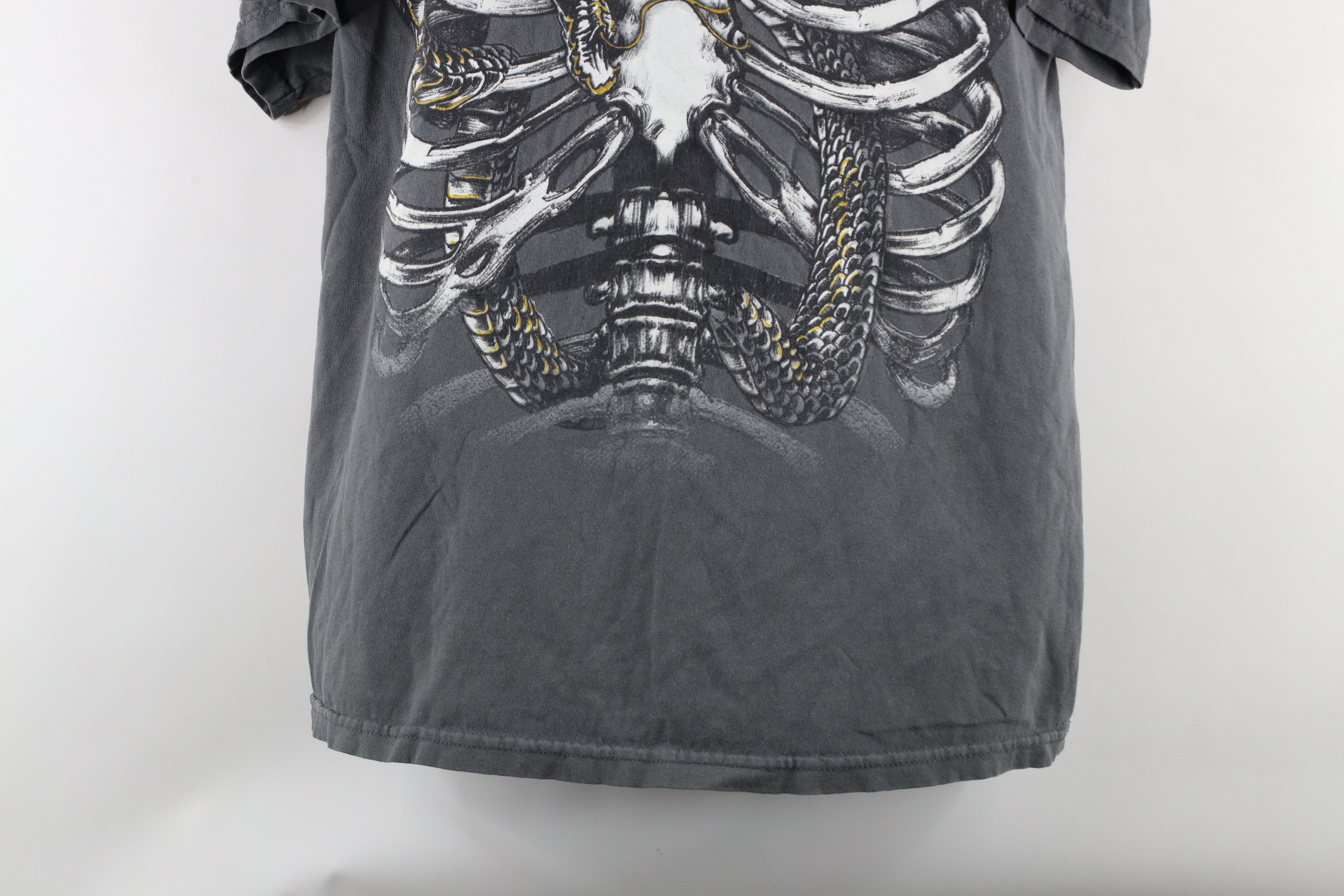 Vintage Vintage Y2K Streetwear Snake MMA UFC Fighting T-Shirt Size US M / EU 48-50 / 2 - 3 Thumbnail