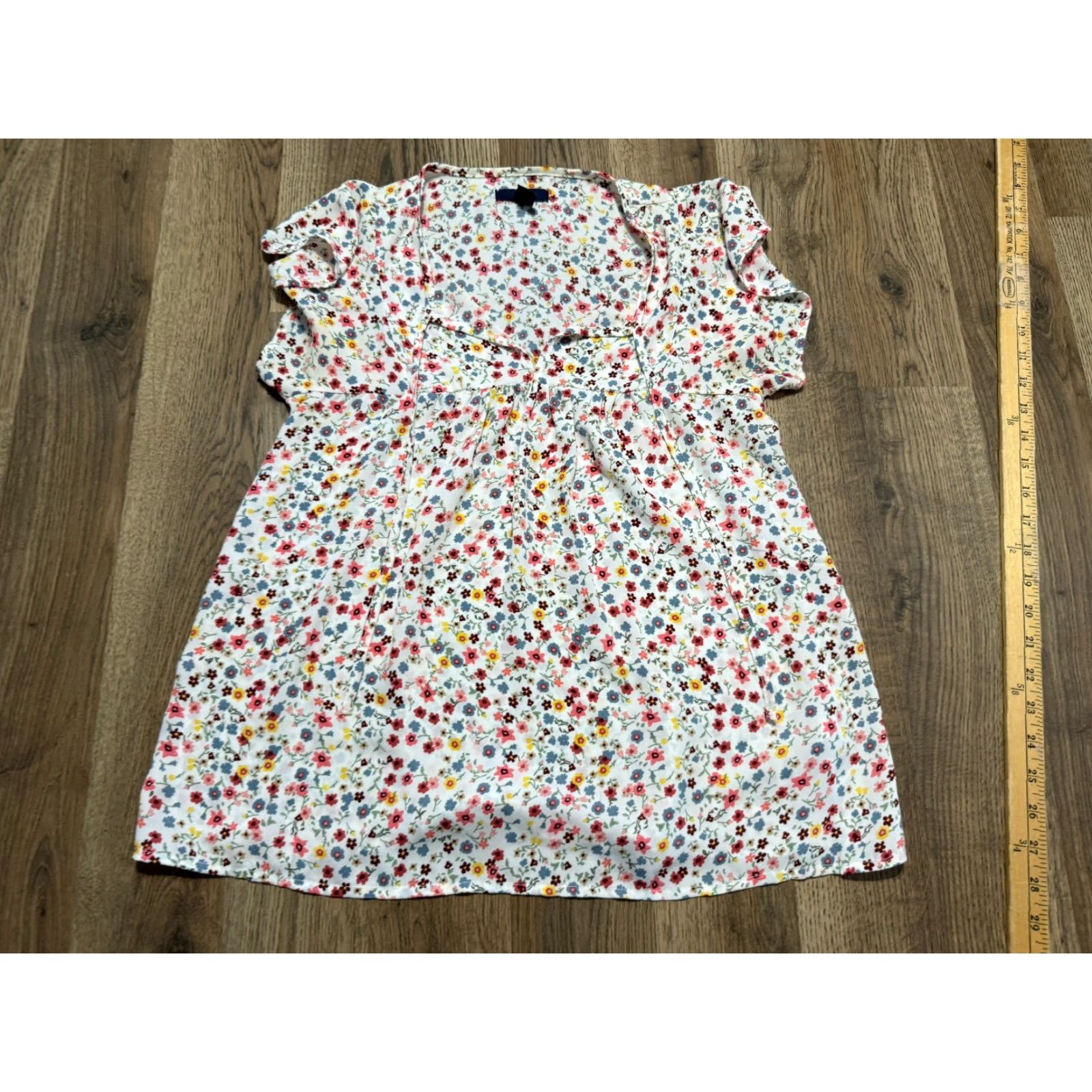 Gap GAP Blouse Women's XXS Multicolor Floral Short Sleeve V-neck Shirt Womens XS? Size XXS / US 00 / IT 34 - 2 Thumbnail