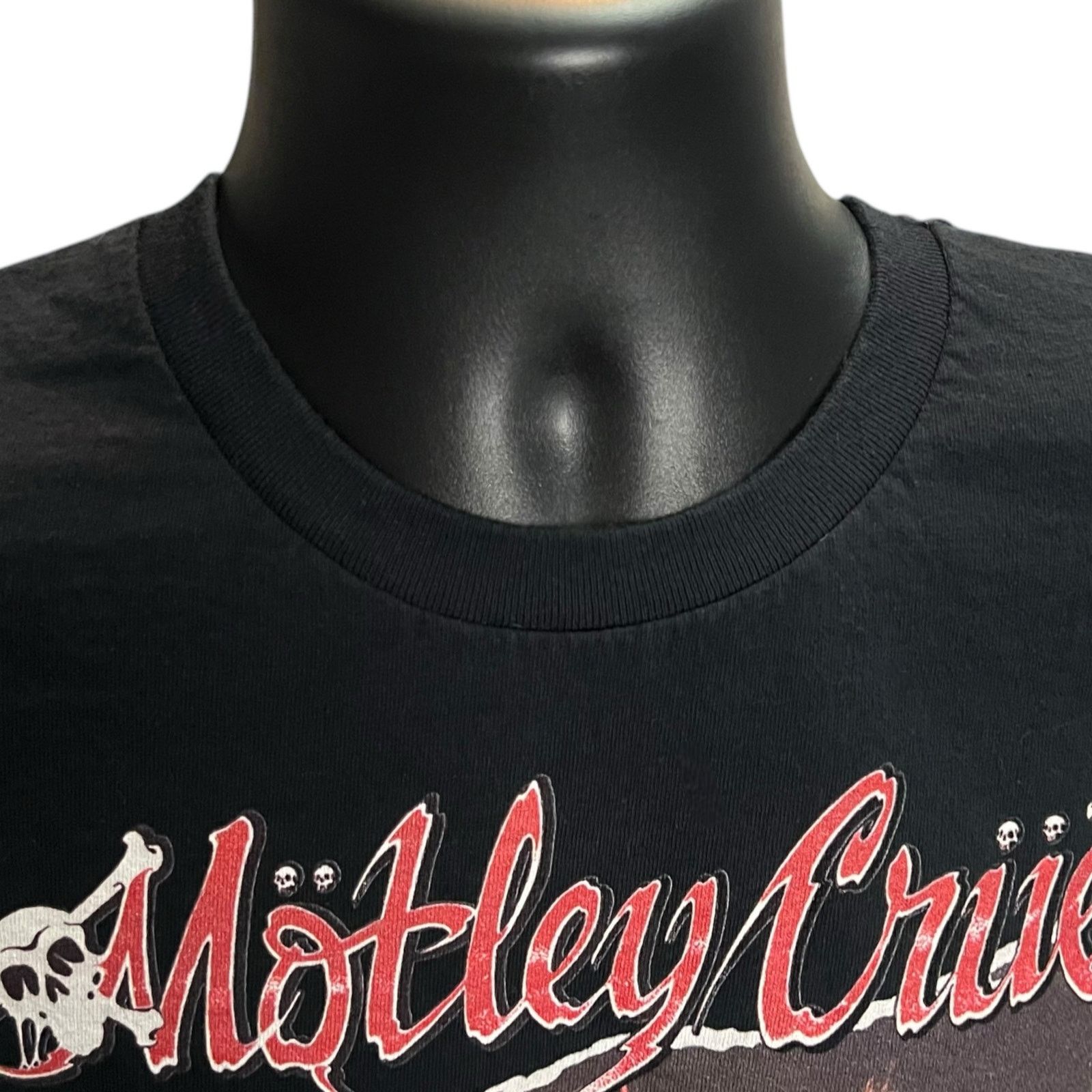 Gildan Motley Crue 1989 “Dr. Feelgood” Reprint Band T-Shirt – Large Size US L / EU 52-54 / 3 - 5 Thumbnail