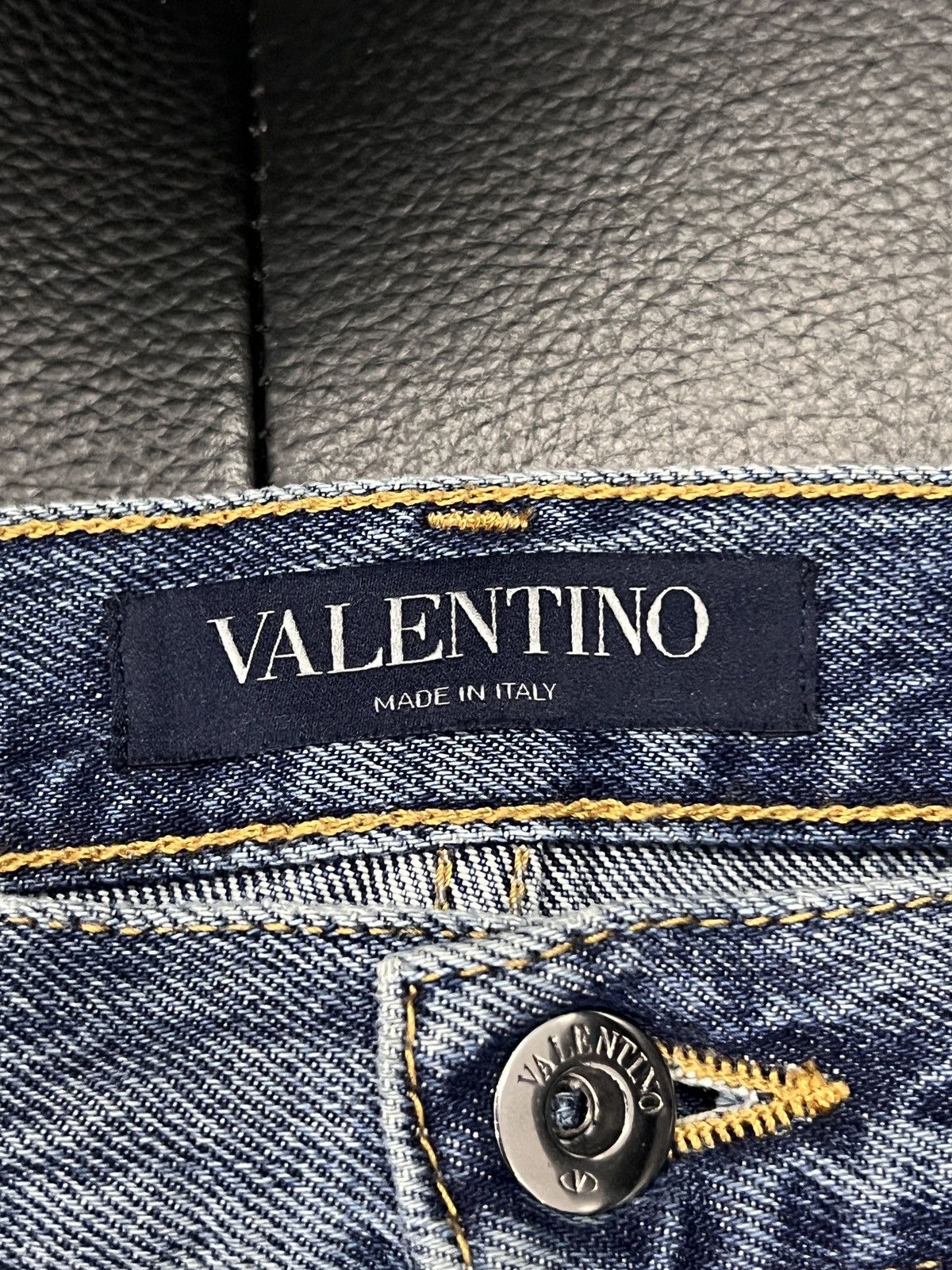 Valentino Valentino Patchwork Distressed Denim Jeans Size US 32 / EU 48 - 16 Thumbnail