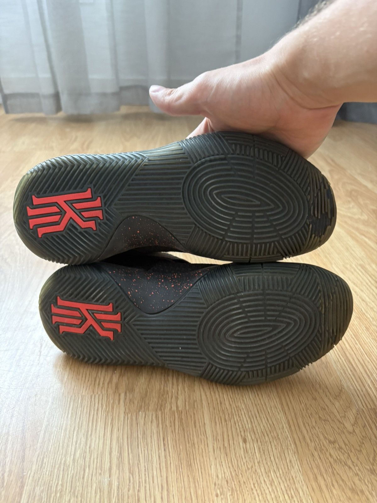 Nike Nike Kyrie 2 “Wolf Pack” Size US 7.5 / EU 40-41 - 6 Thumbnail