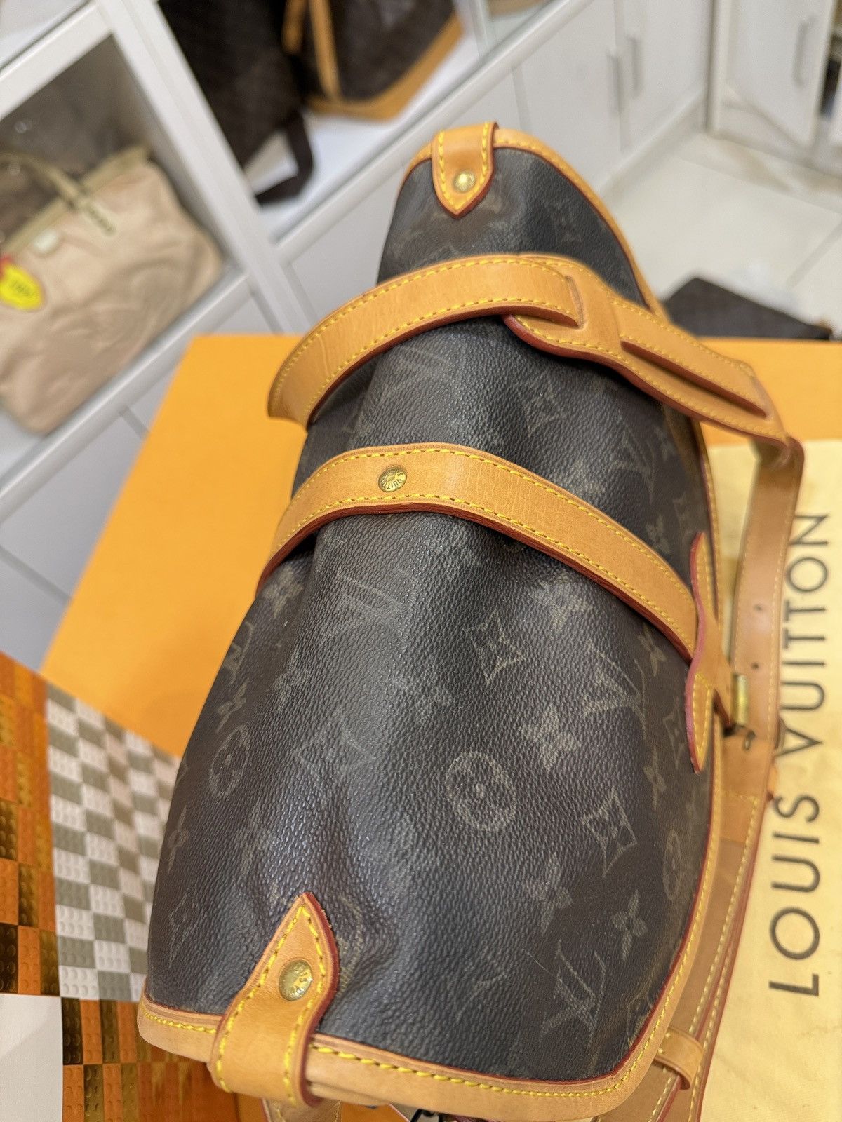 Louis Vuitton LOUIS VUITTON MONOGRAM SAUMUR 30 - 2070 Size ONE SIZE - 5 Thumbnail