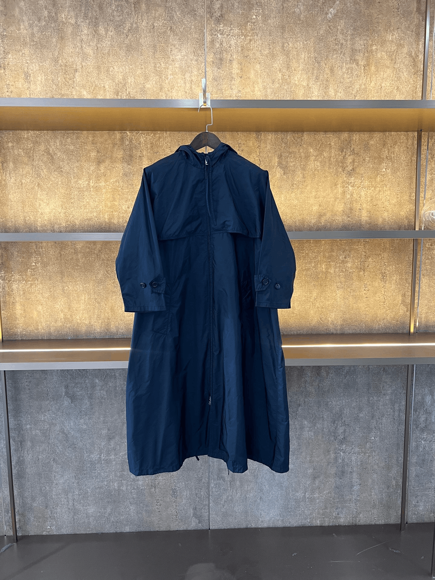 Prada Prada Cotton Coat M Women Size M / US 6-8 / IT 42-44 - 1 Thumbnail