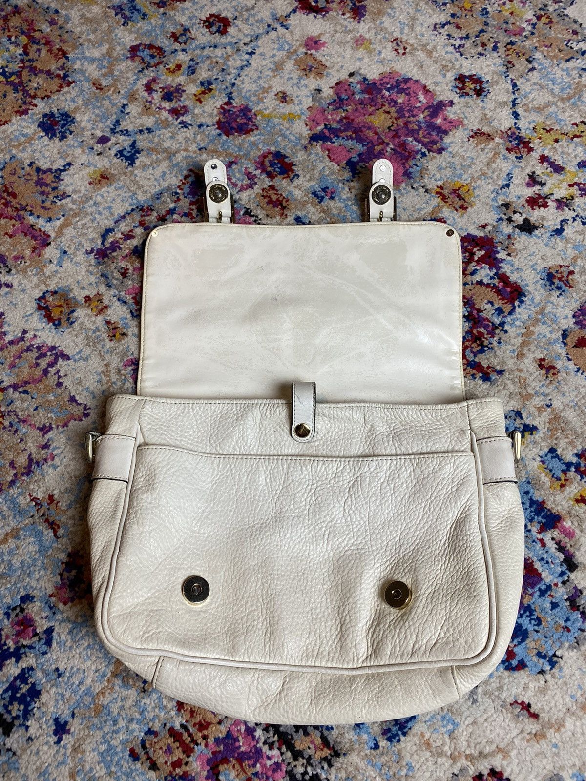 Japanese Brand × Other × Vintage Vintage Japan full grained White Leather Artisan Messenger Size ONE SIZE - 17 Thumbnail