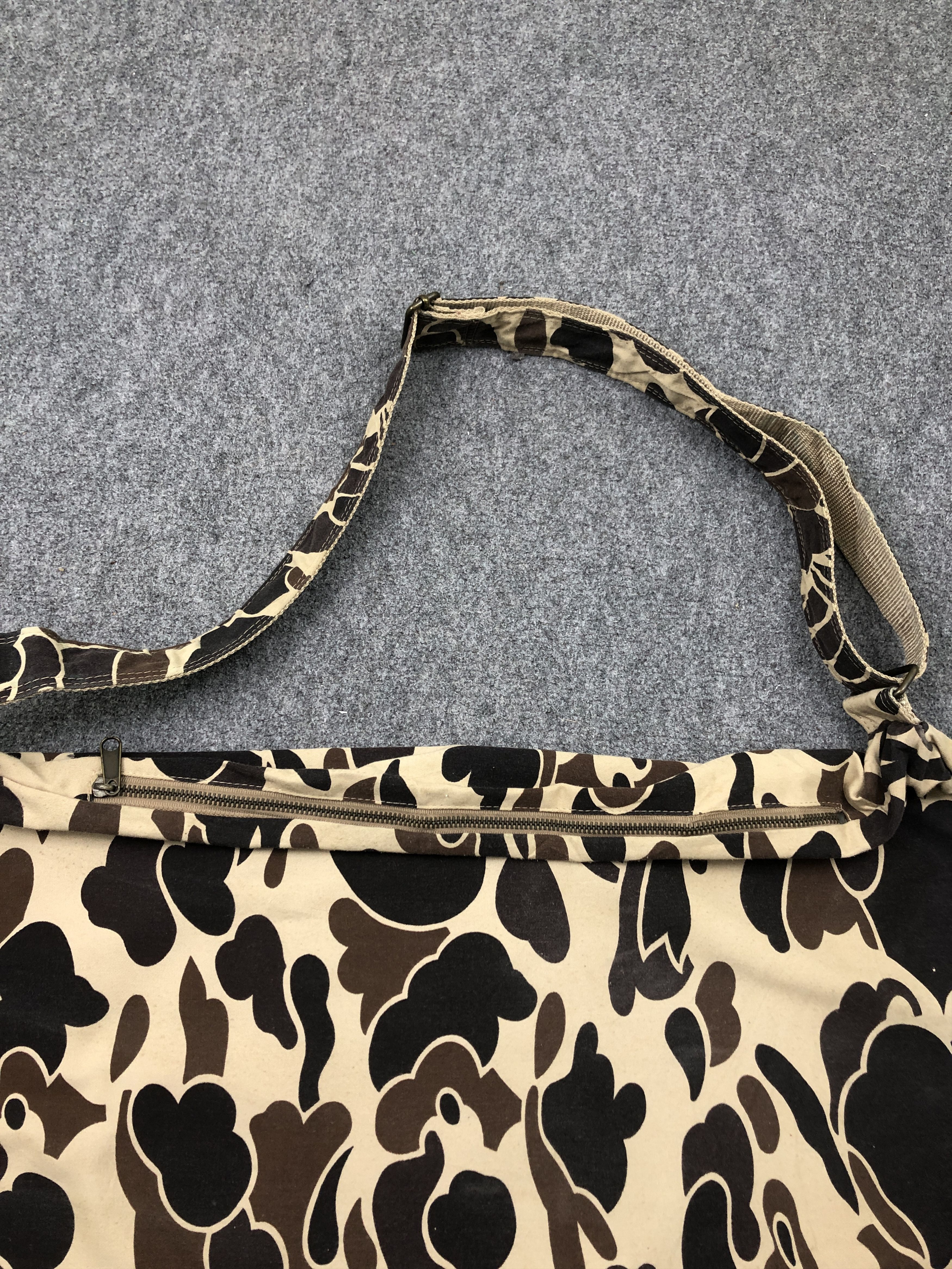 Vintage Vintage Japanese Brand Camouflage Crossbody Bag BG0177 Size ONE SIZE - 6 Thumbnail
