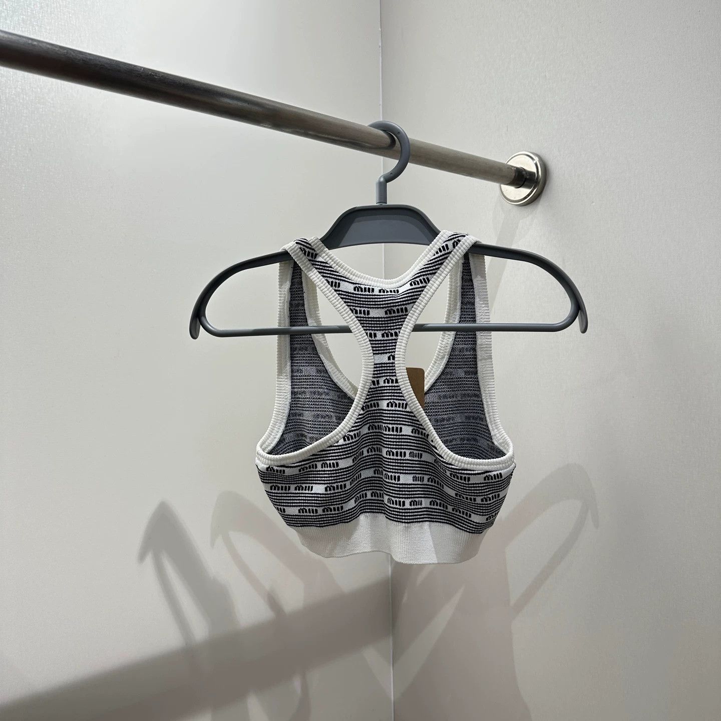 Miu Miu MIU MIU mar544 women's sporty tank top 38 Size XS / US 0-2 / IT 36-38 - 2 Thumbnail