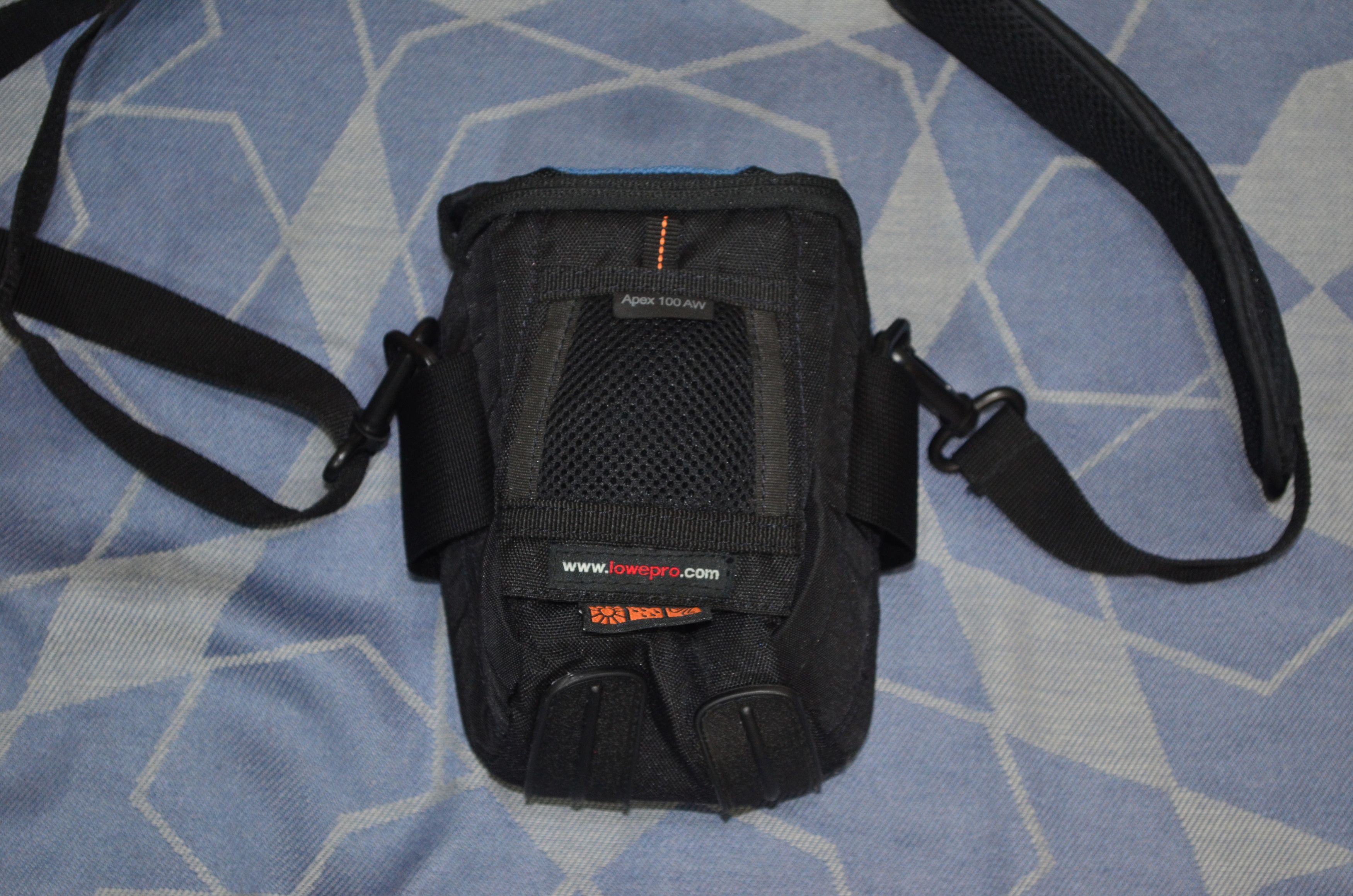 Lowepro Lowepro Apex 100 AW Camera Bag Size ONE SIZE - 4 Thumbnail
