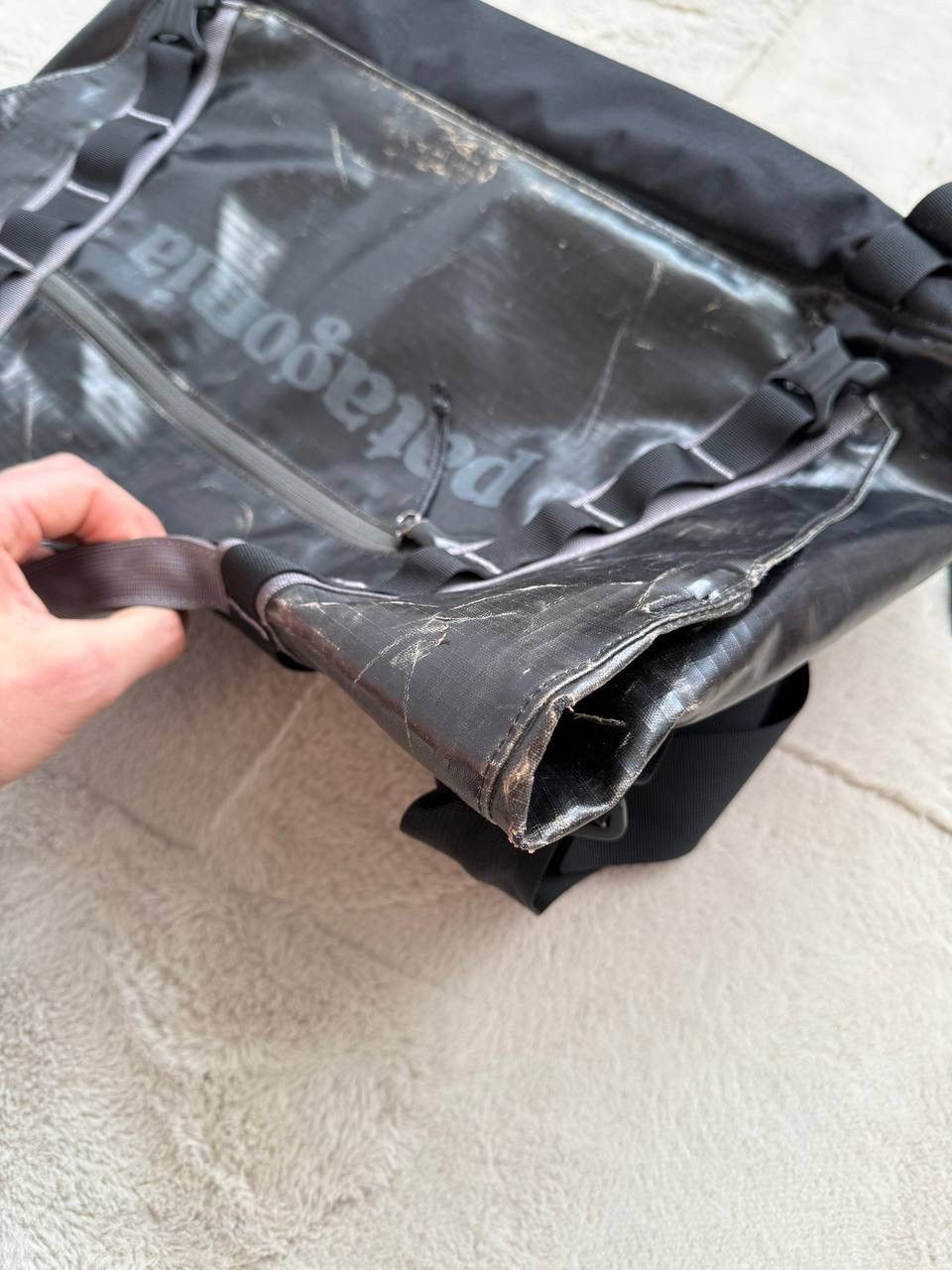 Patagonia Vintage Patagonia Black Hole Messenger Bag RaRE Y2K Size ONE SIZE - 11 Thumbnail