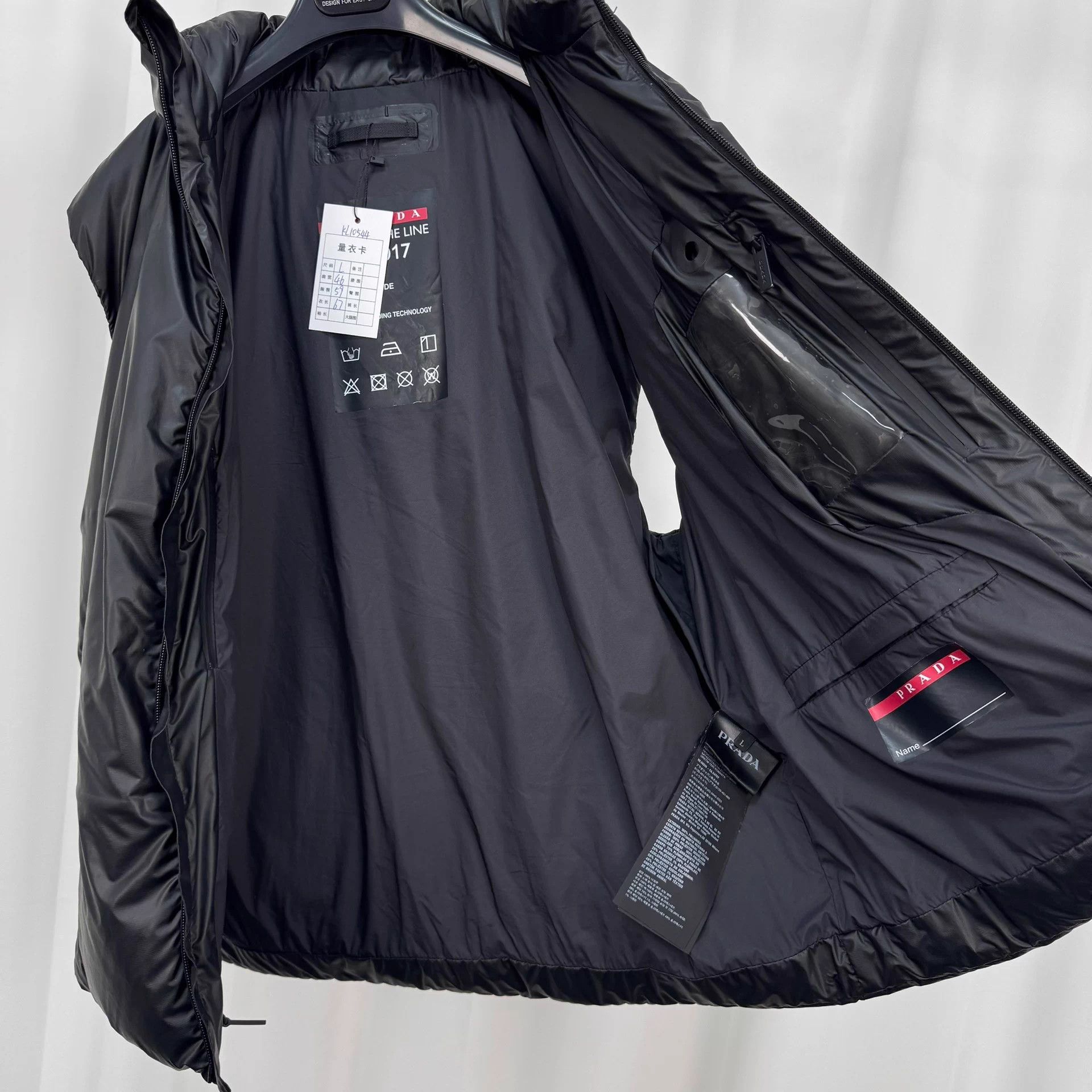 Prada Prada Red Logo Down Vest L 98 New Size L / US 10 / IT 46 - 5 Thumbnail