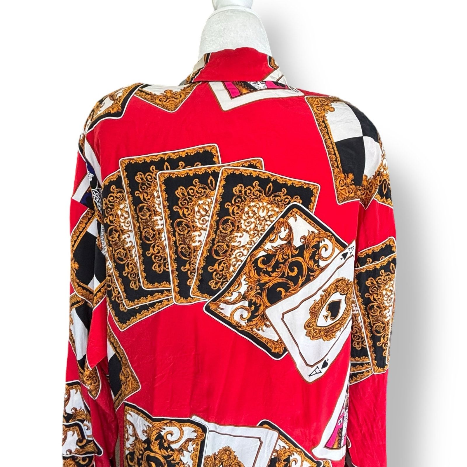 Vintage Vintage 90s Ellen Tracy Red Silk Shirt Playing Card Print Size S / US 4 / IT 40 - 4 Thumbnail