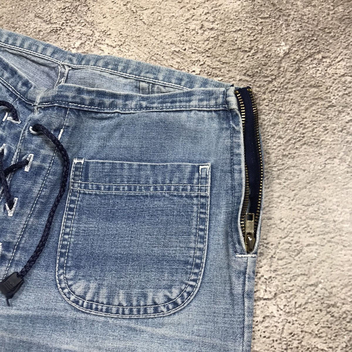 Vintage Vintage Y2K Baggy Distressed Flared Jeans Skate Grunge 28 Size 28" / US 6 / IT 42 - 4 Thumbnail