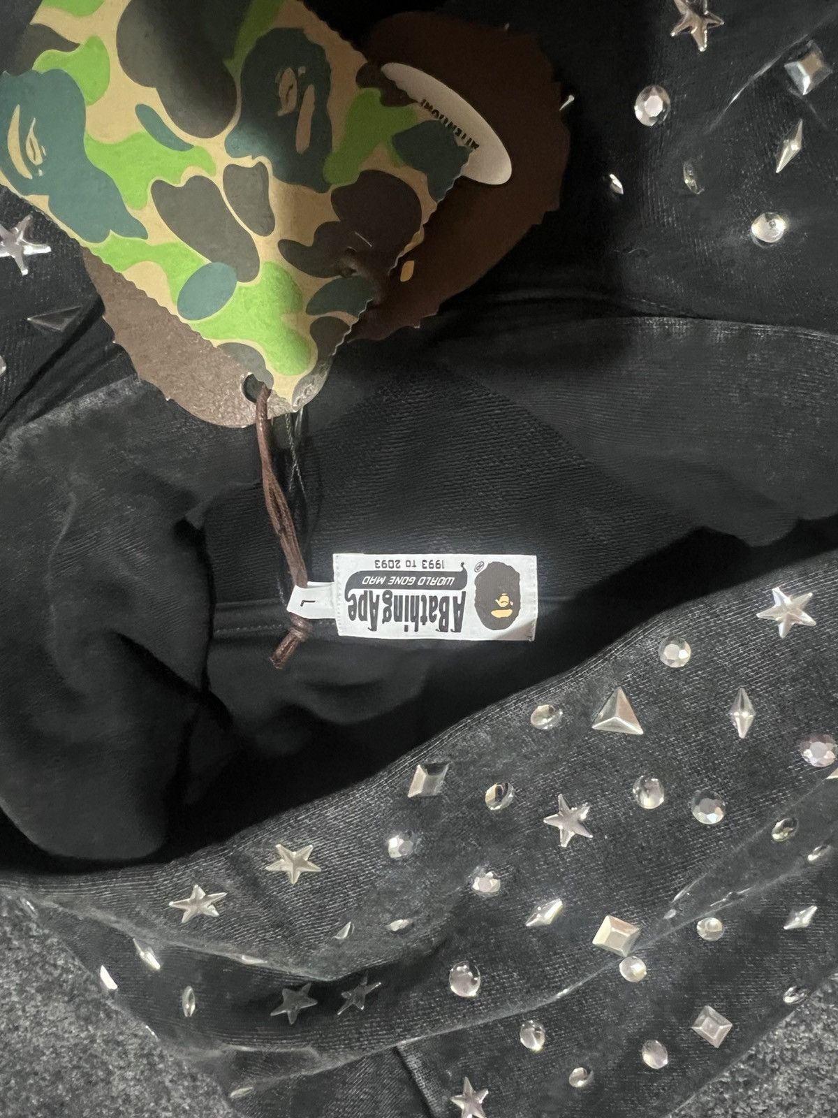 Bape Studded logo relaxed fit pullover hoodie Size US L / EU 52-54 / 3 - 3 Thumbnail