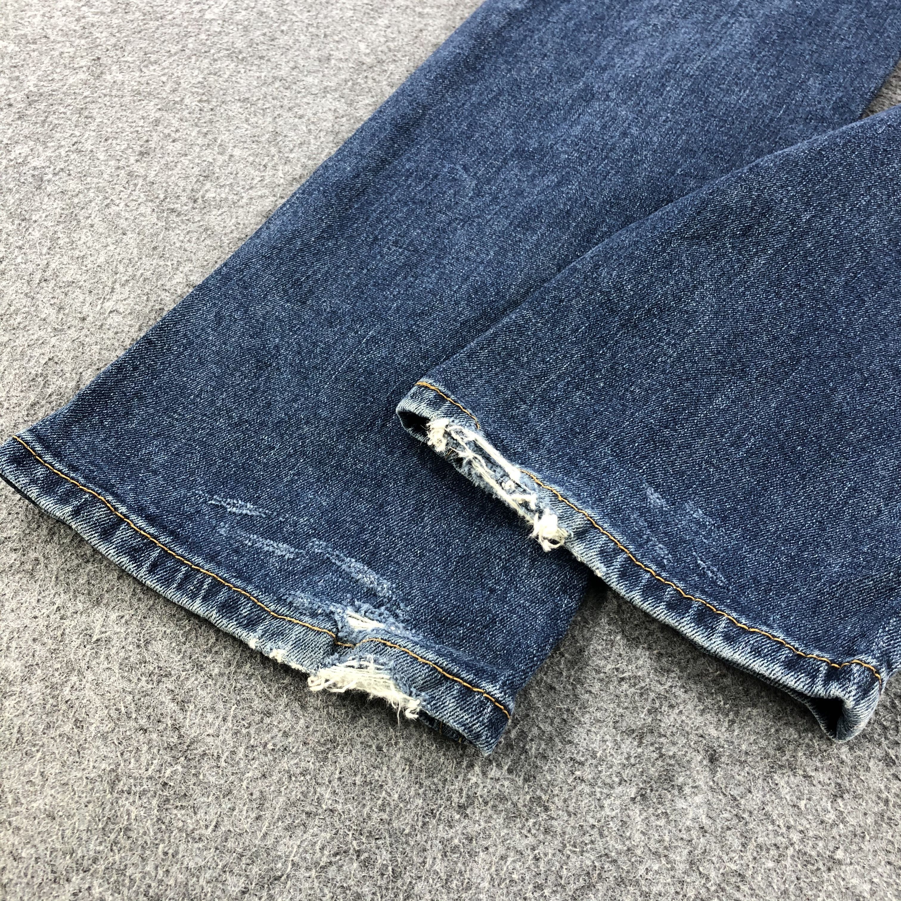 Levi's Vintage Blue Levis 514 Jeans-J948 Size US 33 - 6 Thumbnail