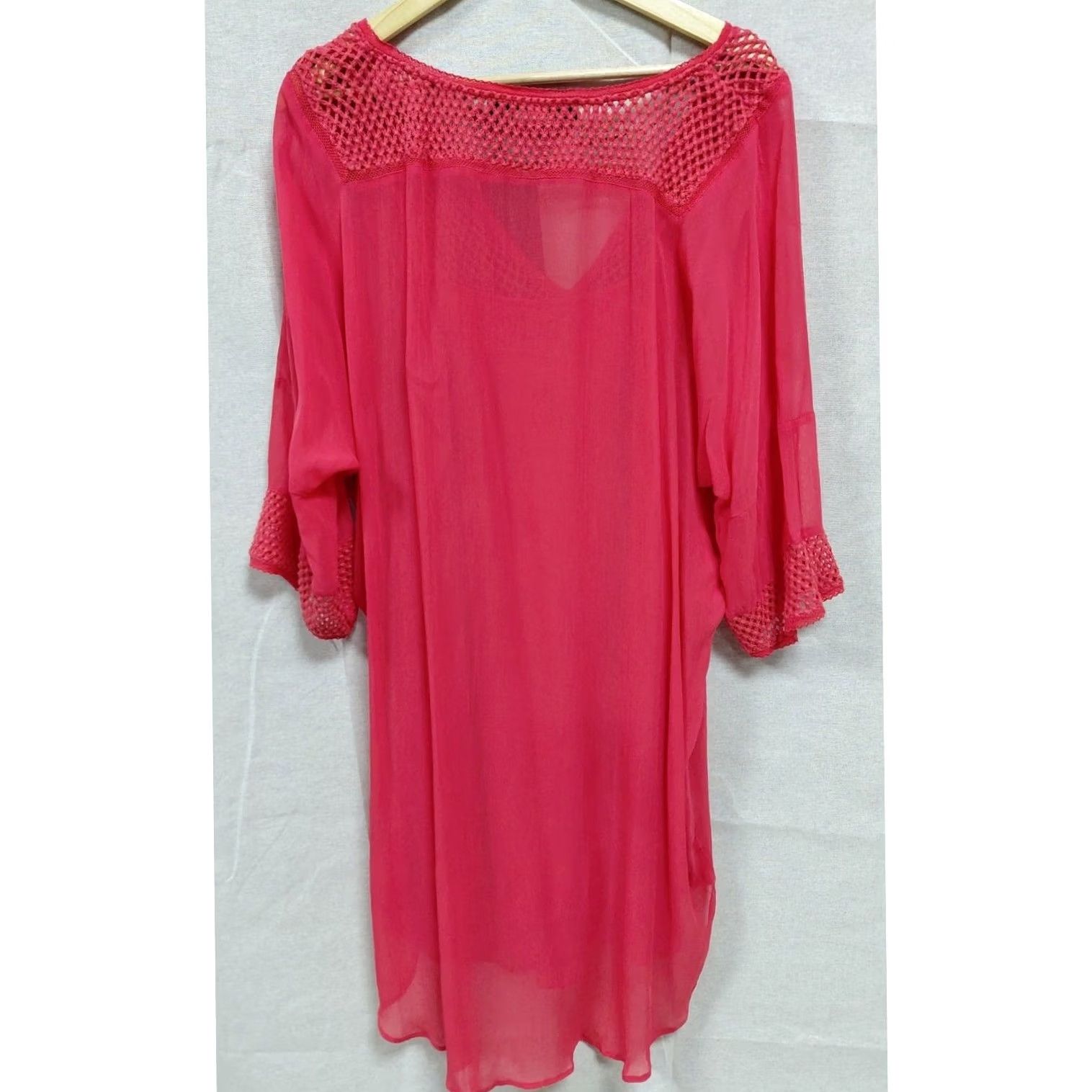 Zara VINTAGE? (No) Zara Woman Pink Tunic Top Solid Polyester 3/4 Sleeve M Women V-Neck Crochet A-Line Knee Length Casual Shirt Size M / US 6-8 / IT 42-44 - 2 Thumbnail