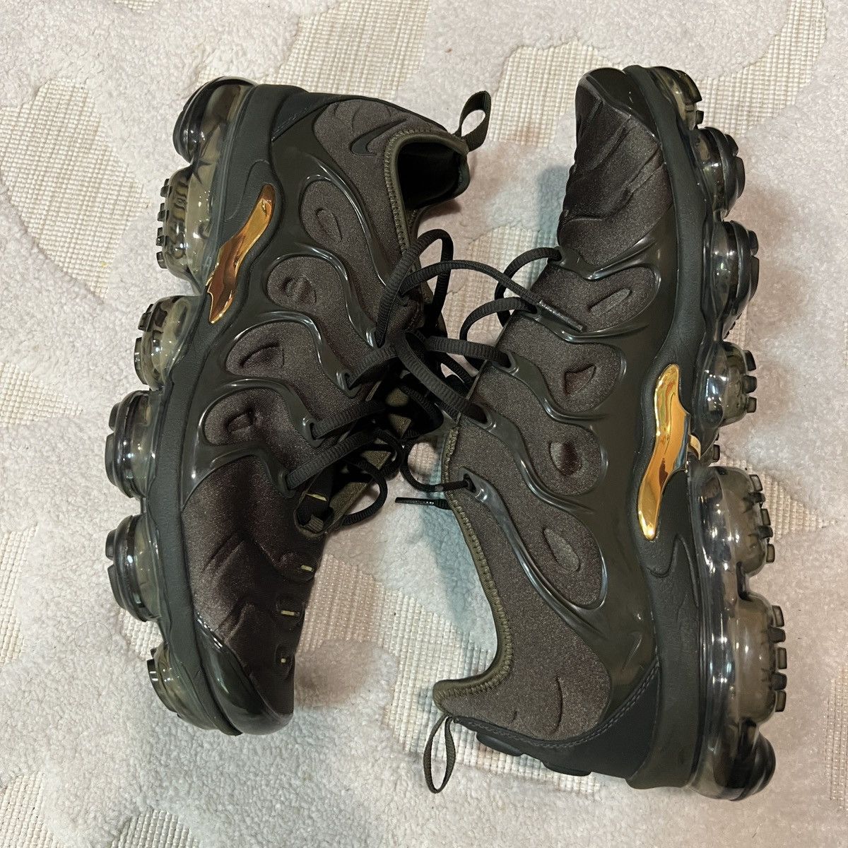 Nike Nike Air VaporMax Plus Cargo Khaki 924453-300 Men’s Size 12 Size US 12 / EU 45 - 6 Thumbnail
