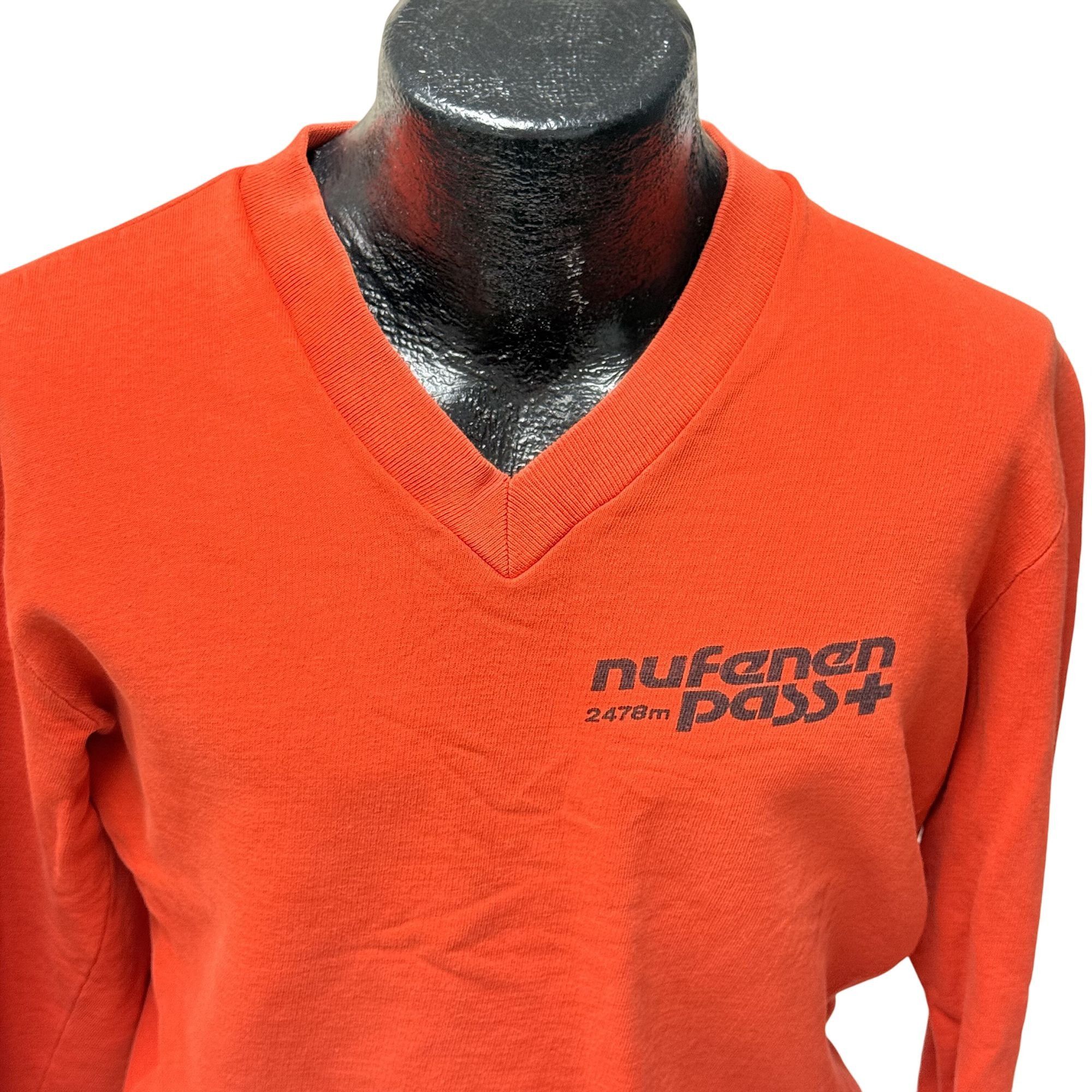 Other Vtg Switzerland NUFENEN PASS Ski Resort V Neck Sweatshirt Size US S / EU 44-46 / 1 - 2 Thumbnail