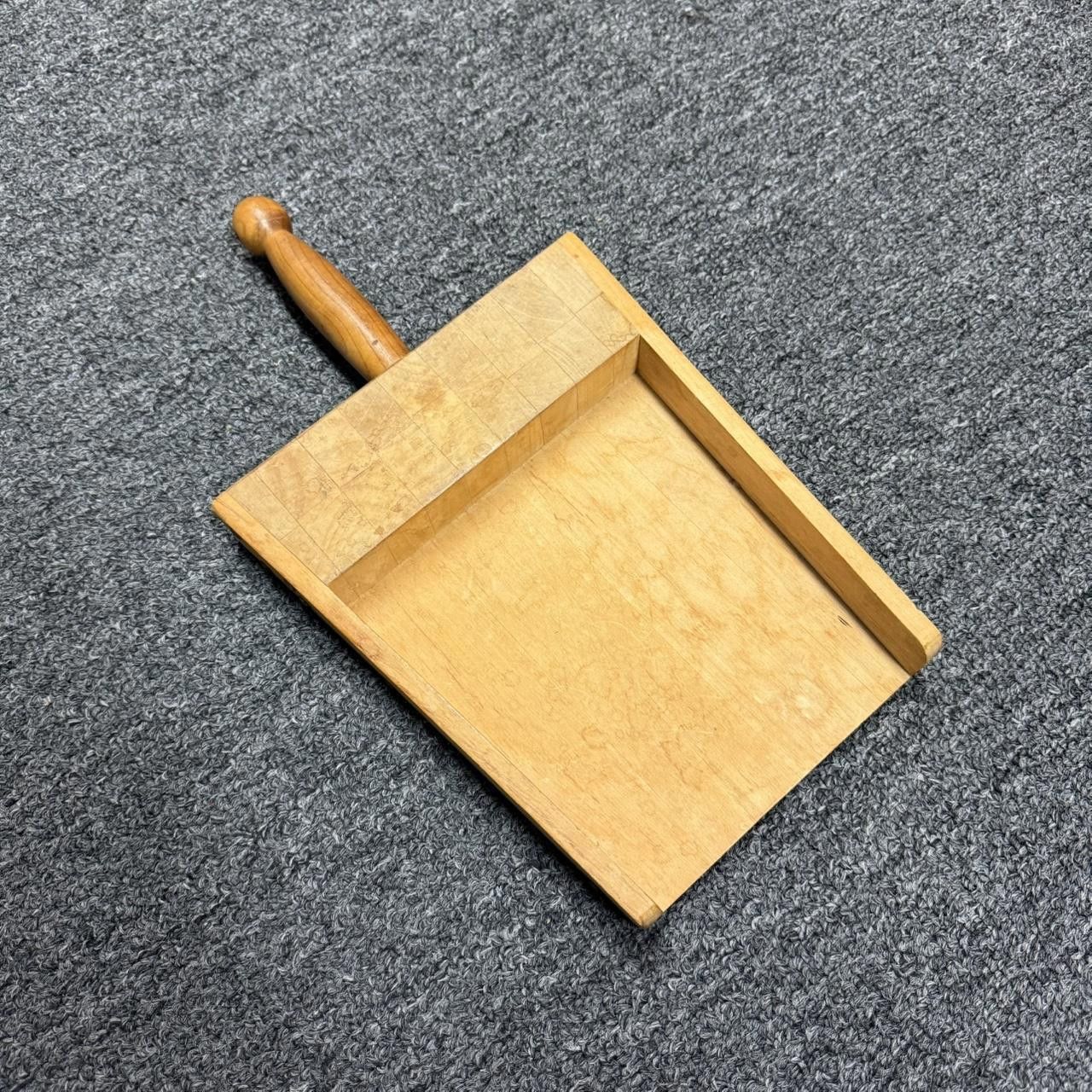 Designer Wooden Serving Tray/Cutting Board Size ONE SIZE - 2 Thumbnail