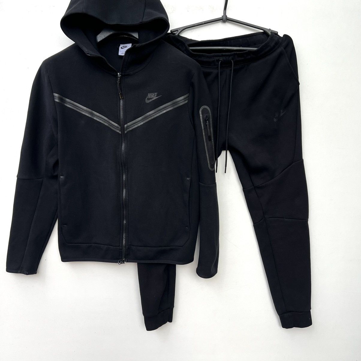 Nike Nike tech fleece suit Size US M / EU 48-50 / 2 - 1 Thumbnail