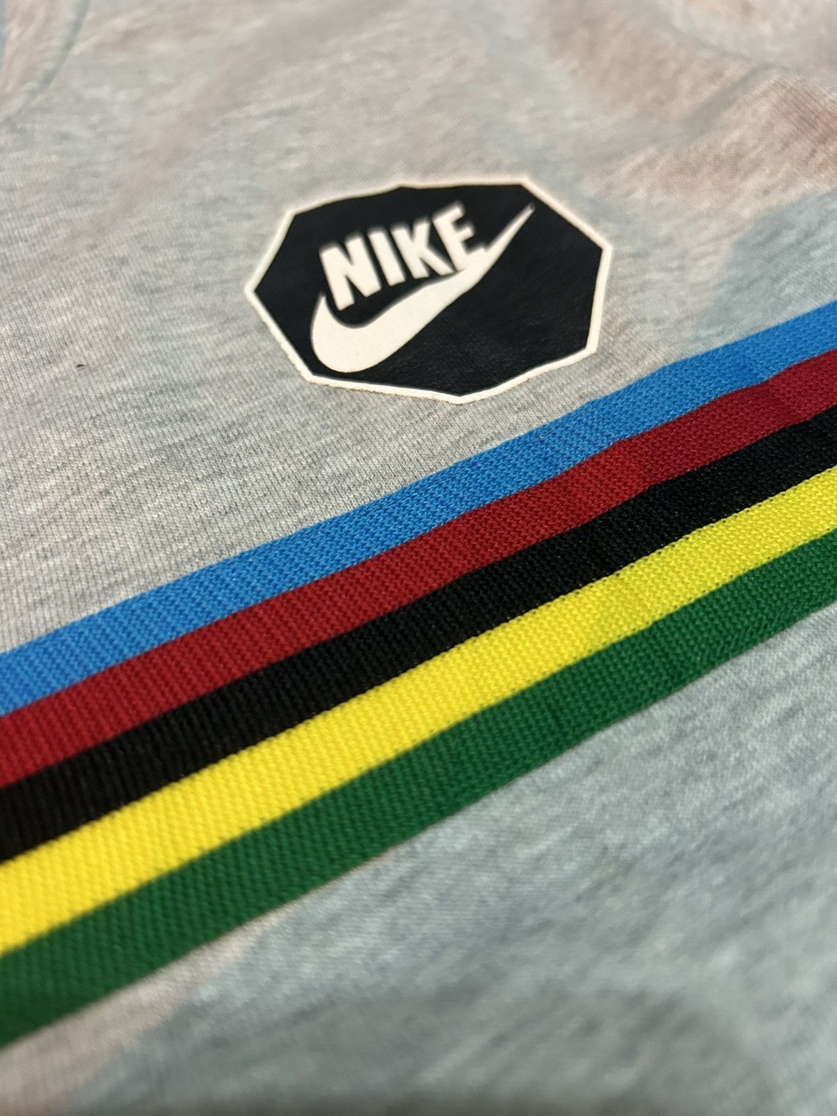 Nike Vintage Y2K Nike Stripes Zip Up Sweatshirt Size US S / EU 44-46 / 1 - 4 Thumbnail