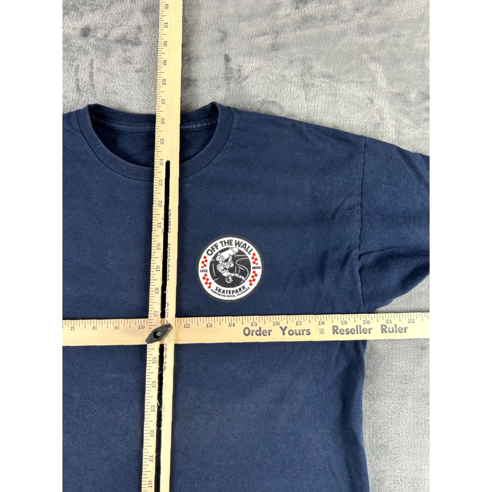 Vans Vans Off The Wall Skatepark T-Shirt Mens M Huntington Beach Graphic Tee Blue Size US M / EU 48-50 / 2 - 6 Thumbnail