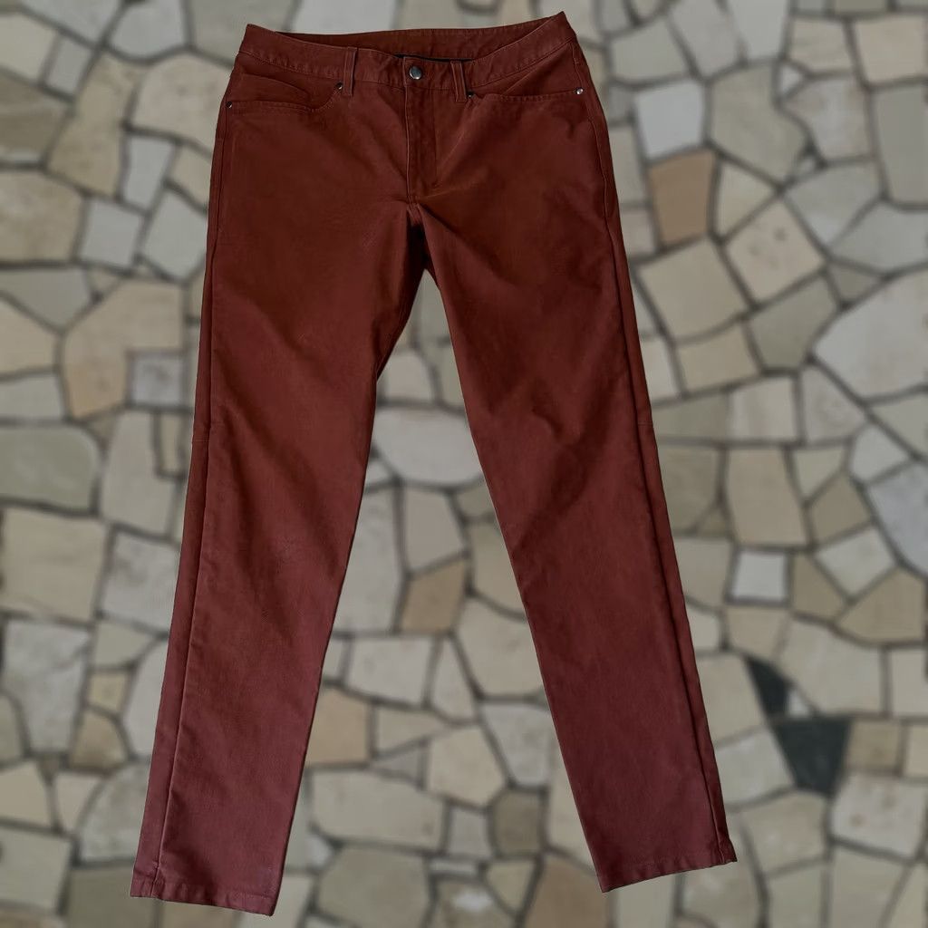 Lululemon Lululemon ABC Pant Slim Fit Men 33 Redish Brown Solid Knit Pocket 5-Pocket Zipper Button Chino City Preppy 33 Inseam 32 Vintage No Mens Size US 33 - 1 Thumbnail