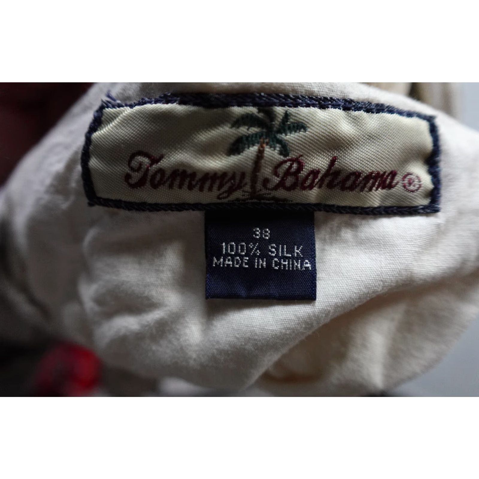 Tommy Bahama Tommy Bahama Shorts Mens 38 Beige Silk Lightweight Outdoor Relaxed Beach Silky Chino 5-Pocket Zip Front Flat Front Logo Mens Size US 38 / EU 54 - 7 Thumbnail