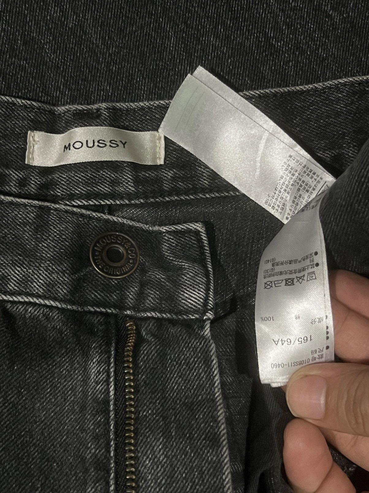 MOUSSY Vintage Moussy High Rise Distressed Frayed Leg Straight Jean Size 27" / US 4 / IT 40 - 9 Thumbnail
