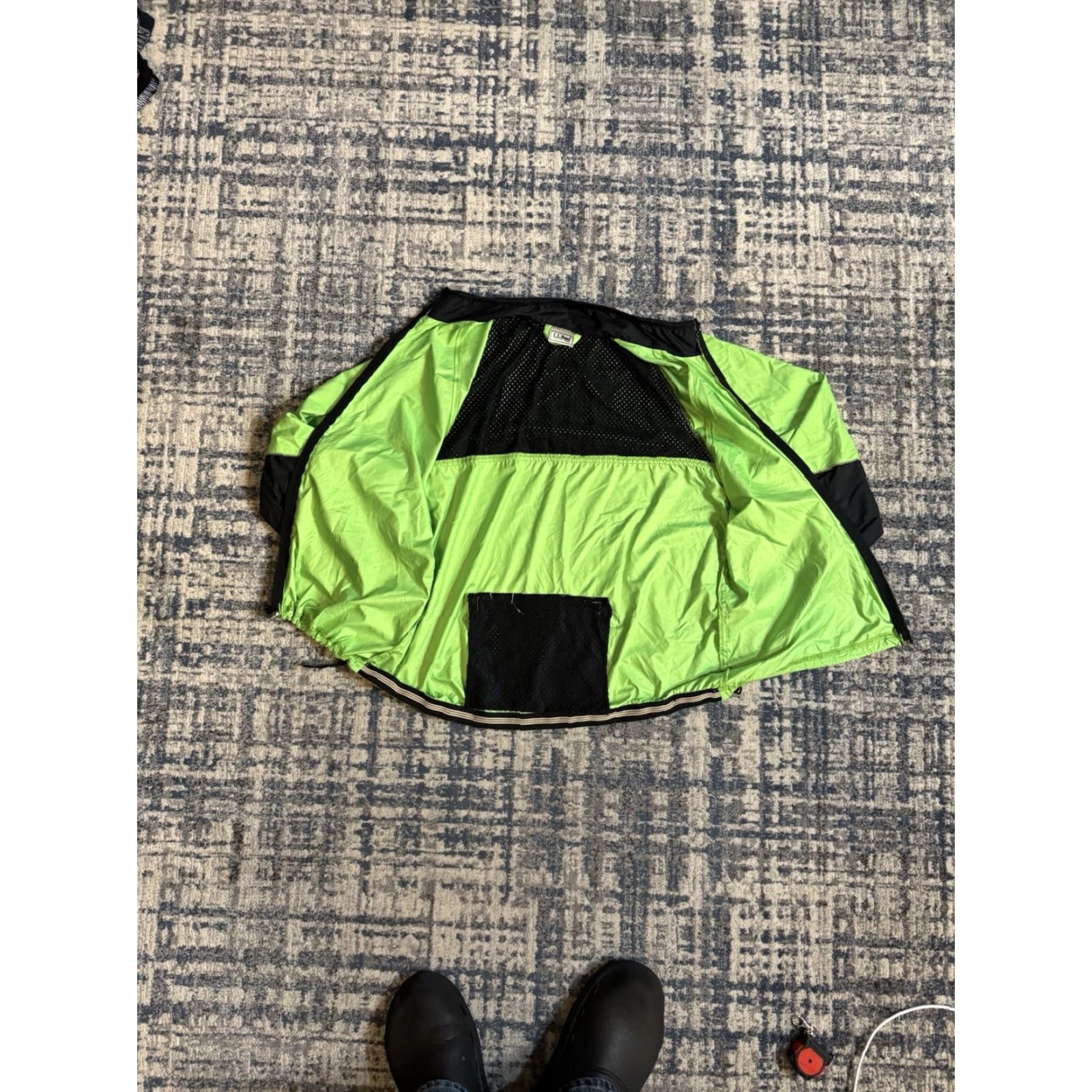 Vintage VINTAGE 90s L.L. Bean Women’s Neon Green Nylon Full Zip Cycling Jacket Large USA Women Jacket Green 90s Logo Windbreaker Full Zip Mens? Size L / US 10 / IT 46 - 7 Thumbnail
