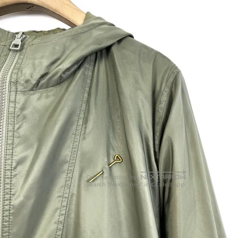 Louis Vuitton Louis Vuitton Green full-print presbyo-pin nylon reversibl Size US M / EU 48-50 / 2 - 7 Thumbnail