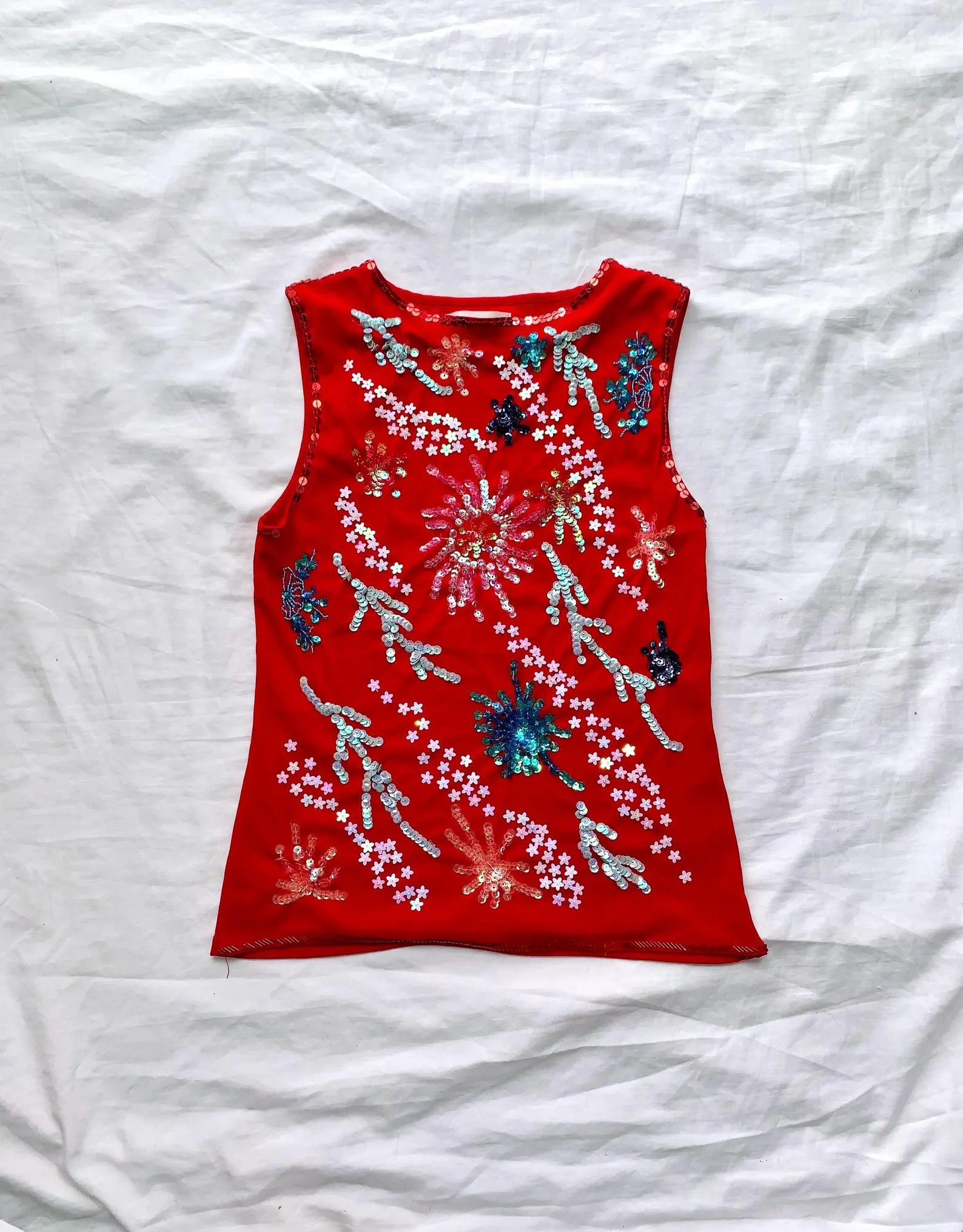 Vintage Y2K Red Sequin Mesh Tank Top – M Size M / US 6-8 / IT 42-44 - 1 Thumbnail