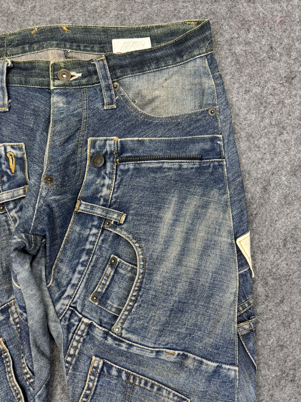 20471120 Archival AW2000 20471120 PAPER RECYCLED DENIM F773 Size US 32 / EU 48 - 5 Thumbnail
