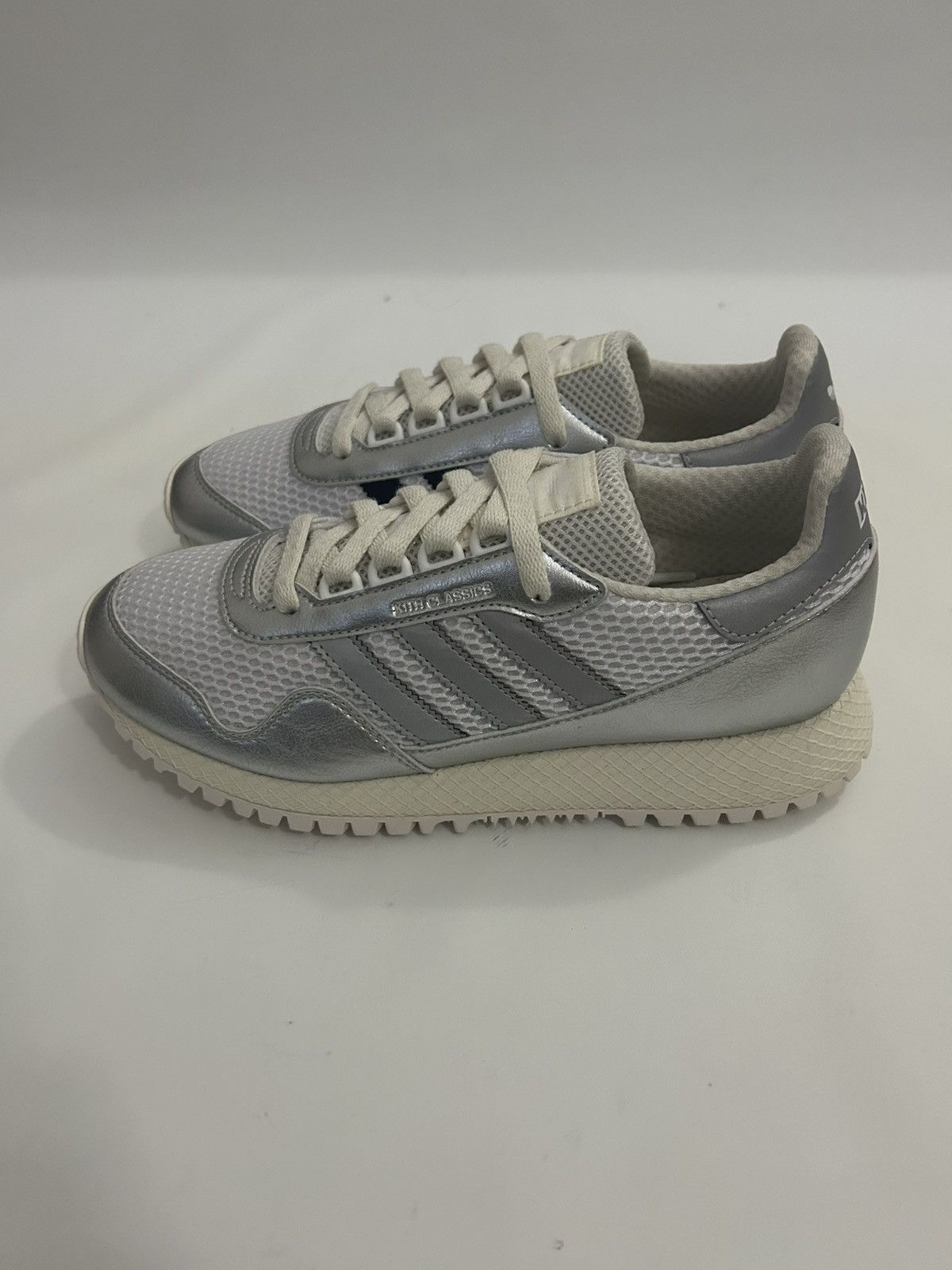 Adidas × Kith Kith for adidas New York WHITE NAVY BLAZER SILVER METALLIC Size US 8 / EU 41 - 11 Thumbnail