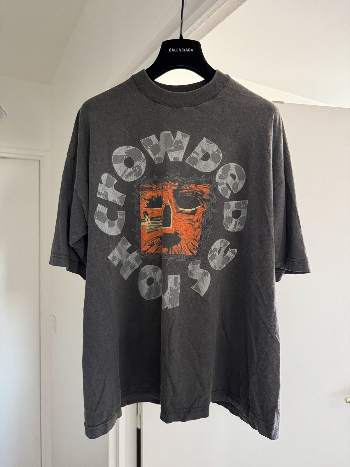 Band Tees *RARE* VINTAGE 1991 90s CROWDED HOUSE FADED BAND TEE Size US XL / EU 56 / 4 - 1 Thumbnail