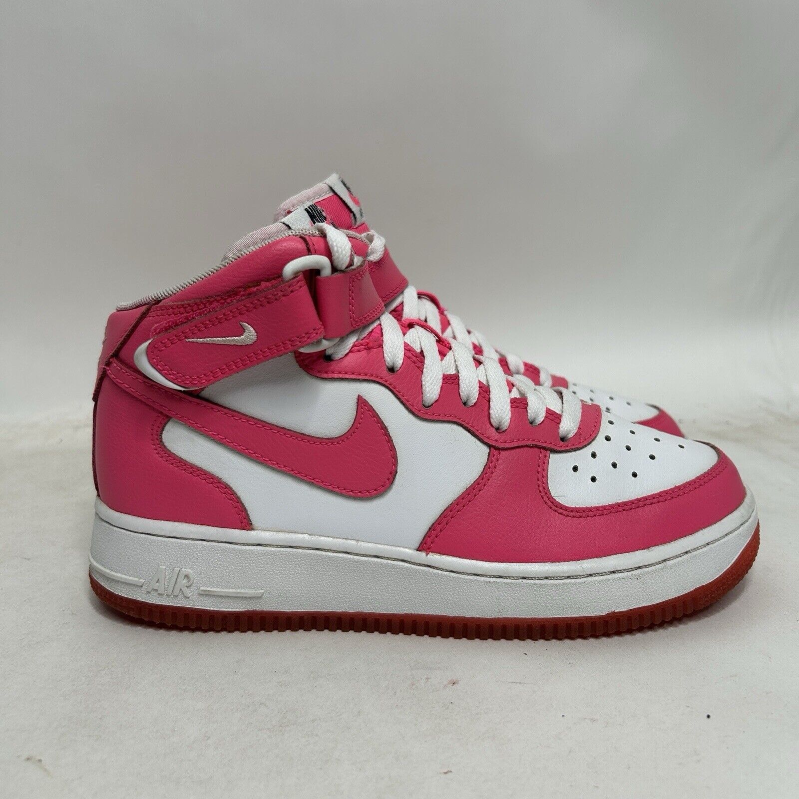 Nike Nike Shoes Air Force 1 Mid GS “Hyper Pink” 2024 Size US 7.5 / IT 37.5 - 4 Thumbnail