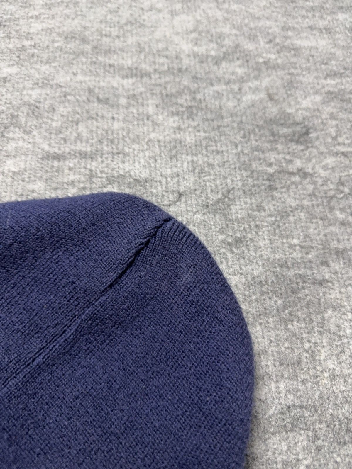 Vintage 00s Retro FC Basel Logo Beanie Faded Navy Knit Football Hat Size ONE SIZE - 5 Thumbnail