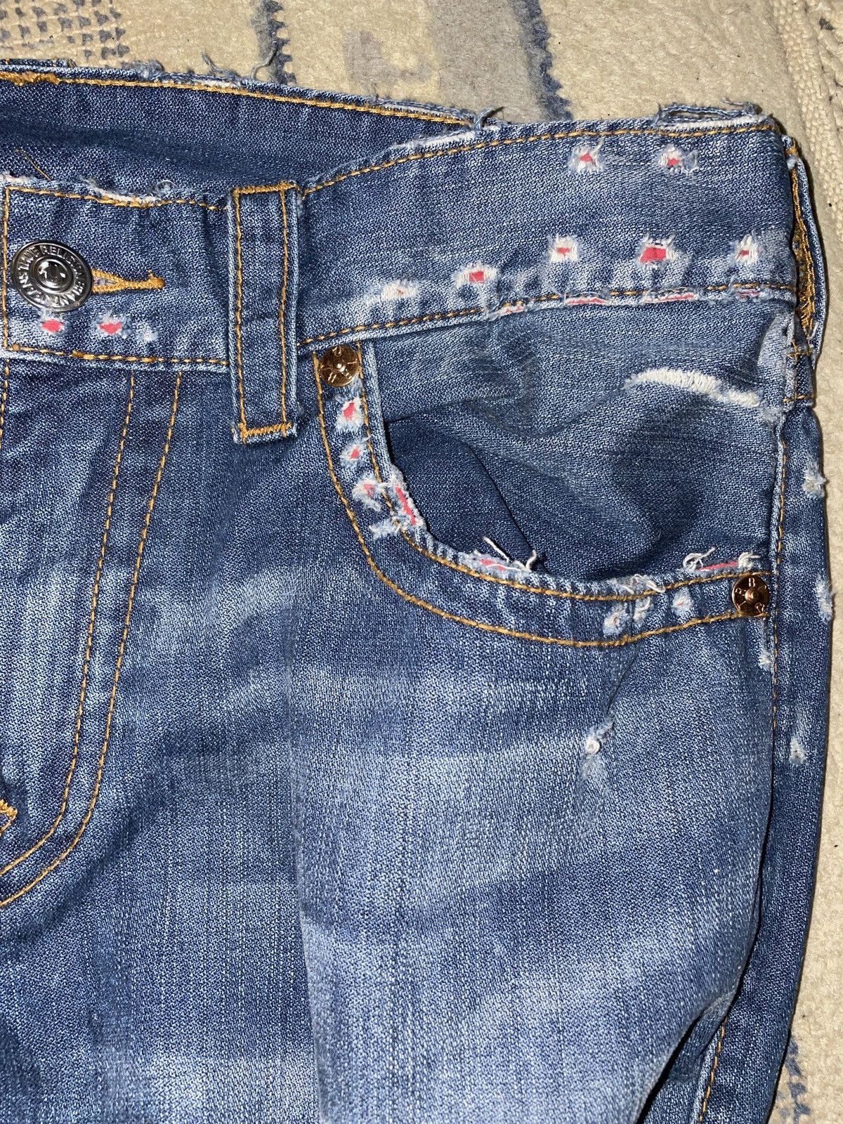 True Religion 34” True Religion Distressed Skinny Jeans Size US 34 / EU 50 - 12 Thumbnail