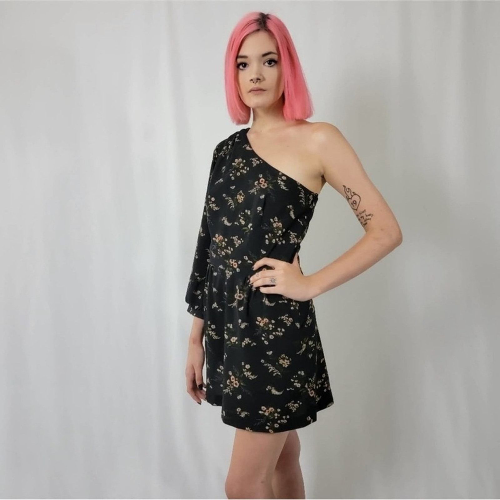 Topshop Topshop Floral Romper Size 28" / US 6 / IT 42 - 5 Thumbnail