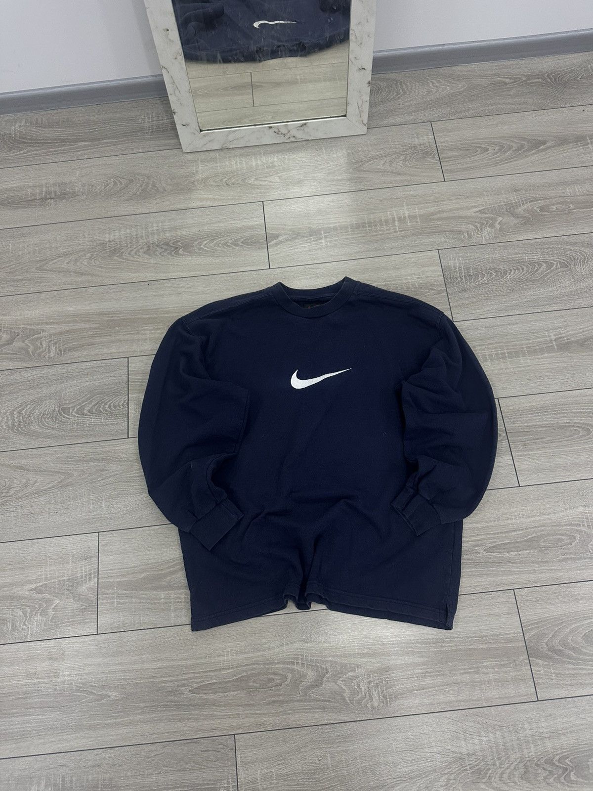 Nike Nike Vintage Big Swoosh Baggy Boxy Fit 90s Sweatshirt Size US L / EU 52-54 / 3 - 2 Thumbnail