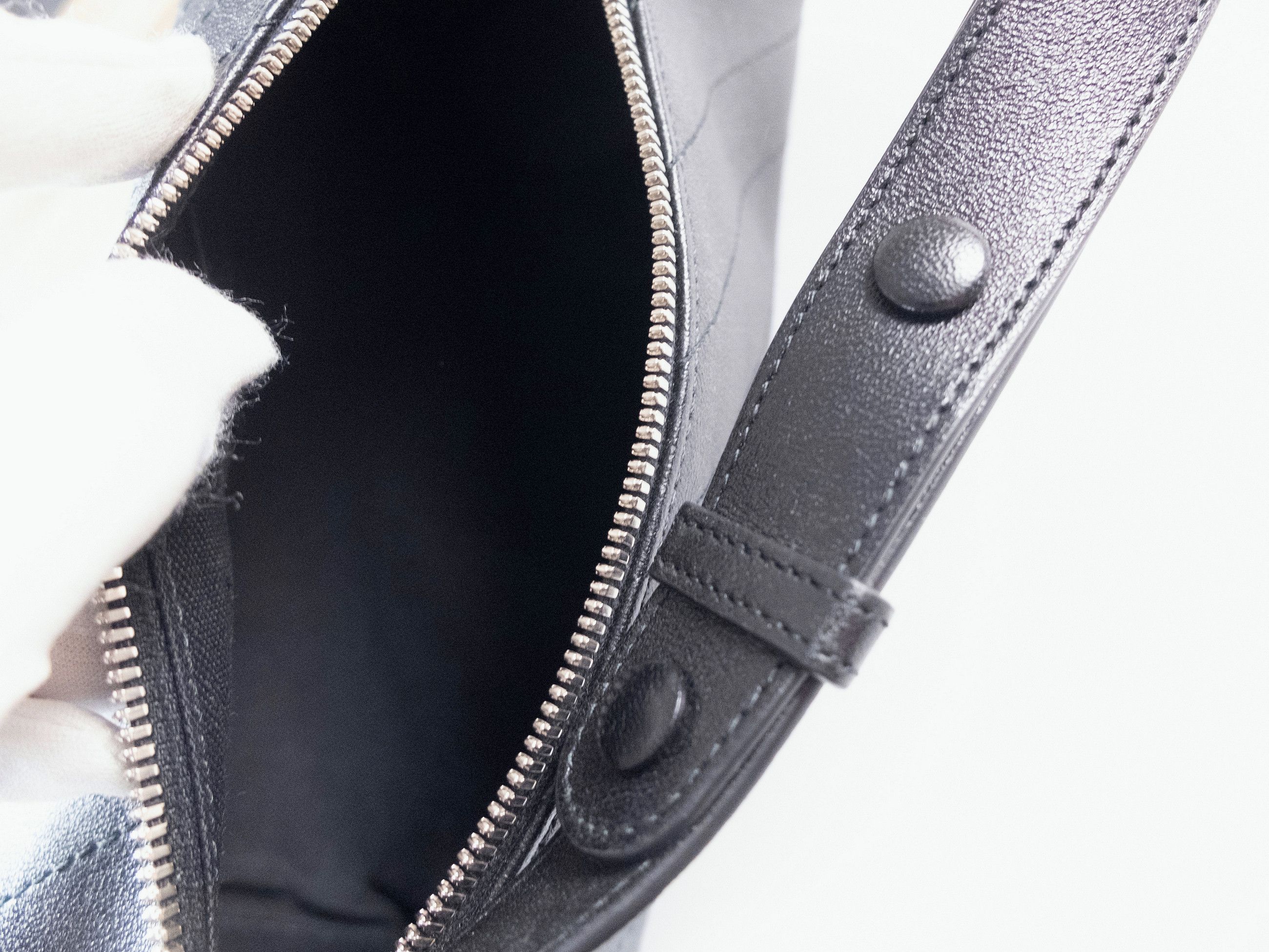 Gucci GUCCI Blondie small black cylindrical leather shoulder bag Size ONE SIZE - 13 Thumbnail