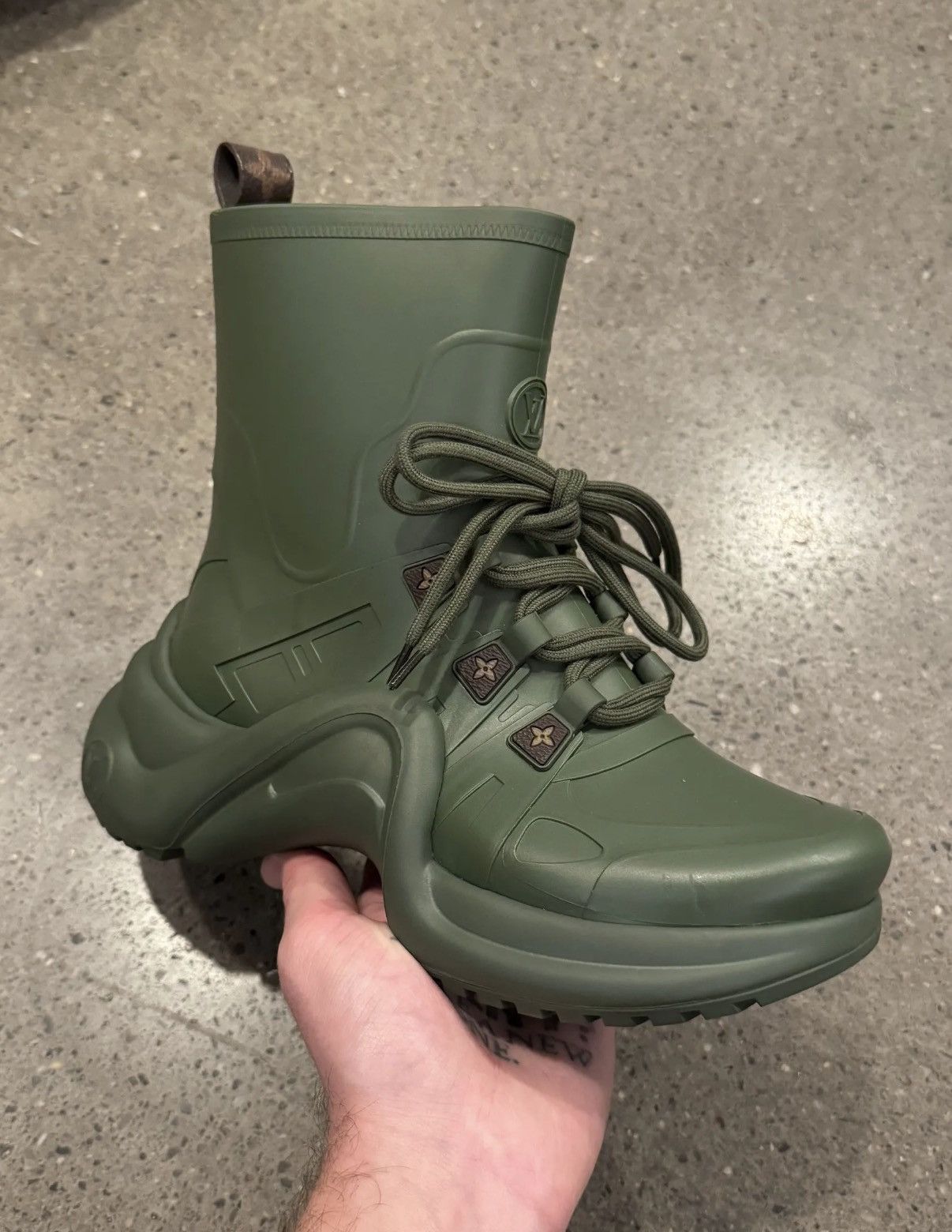 Louis Vuitton Louis Vuitton Archlight Rain Boot Green Size US 7 / IT 37 - 2 Thumbnail