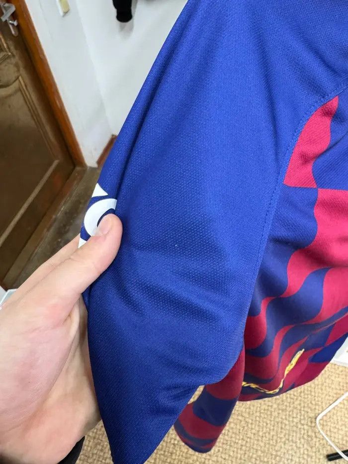 Nike Nike FC Barcelona 2019 2020 Home Shirt Soccer Jersey Size US S / EU 44-46 / 1 - 13 Thumbnail