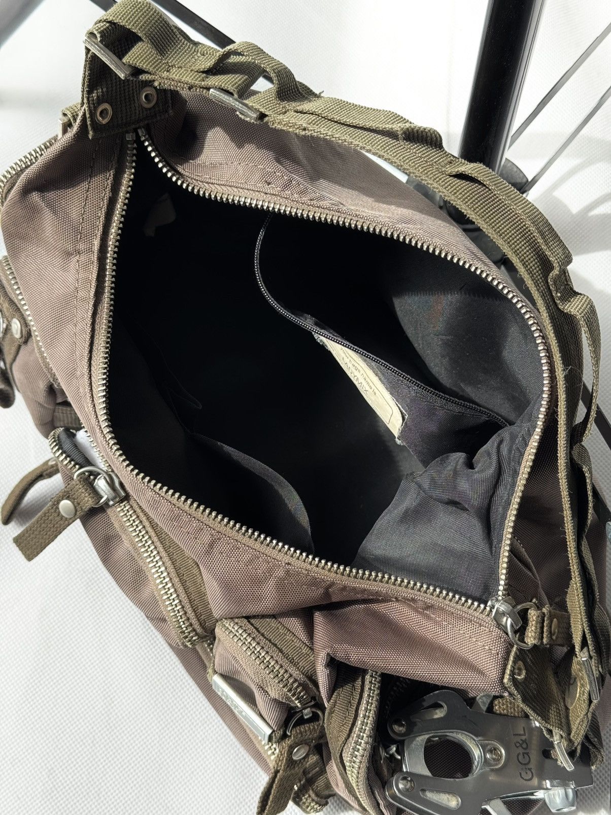 George Gina & Lucy × Japanese Brand Very Rare George Gina & lucy Y2k Alyx Bag Crossbody Handbag Size ONE SIZE - 11 Thumbnail