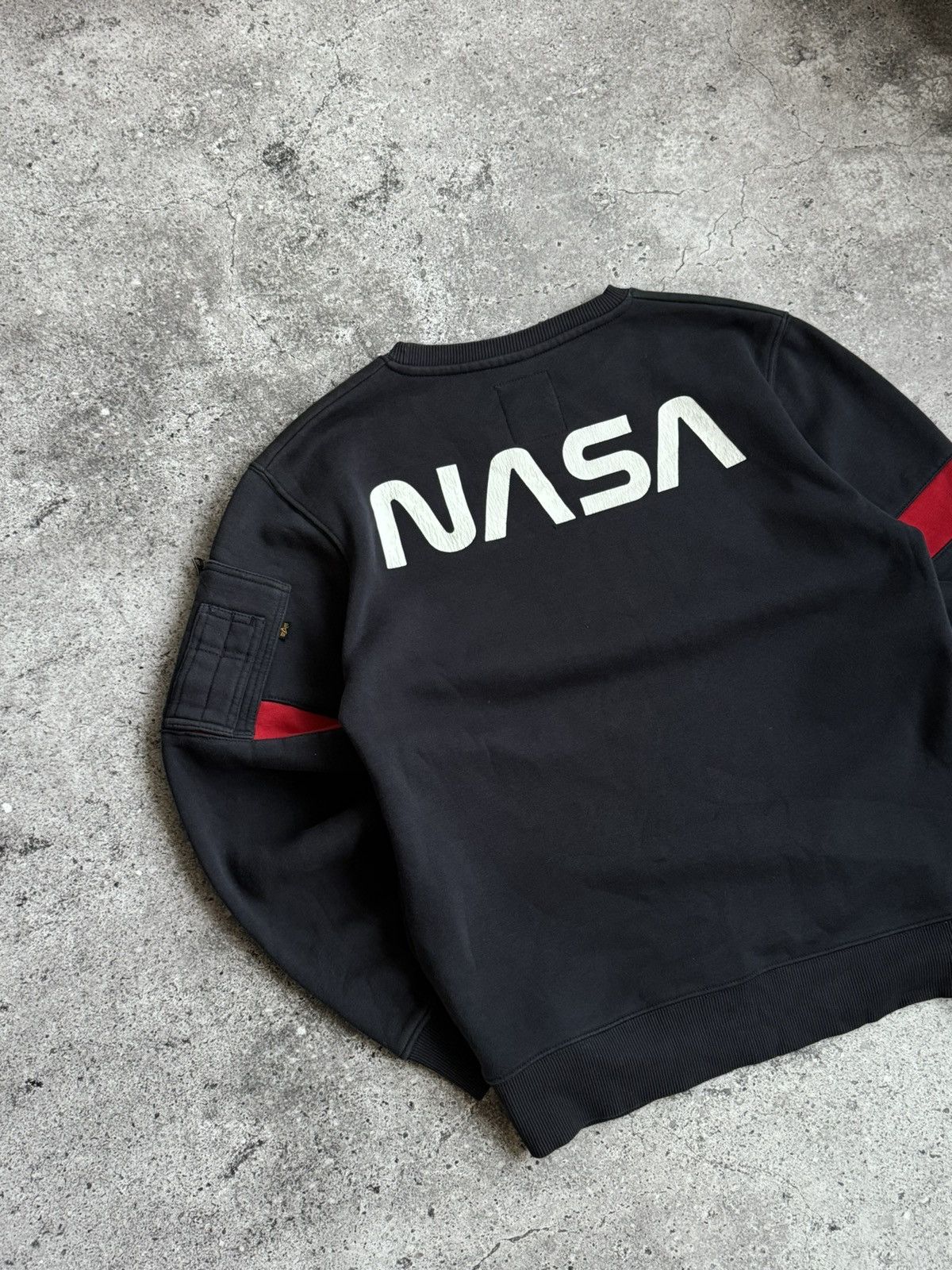 Alpha Industries × Vintage Vintage Alpha Industries x NASA big logo sweatshirt Size US S / EU 44-46 / 1 - 3 Thumbnail