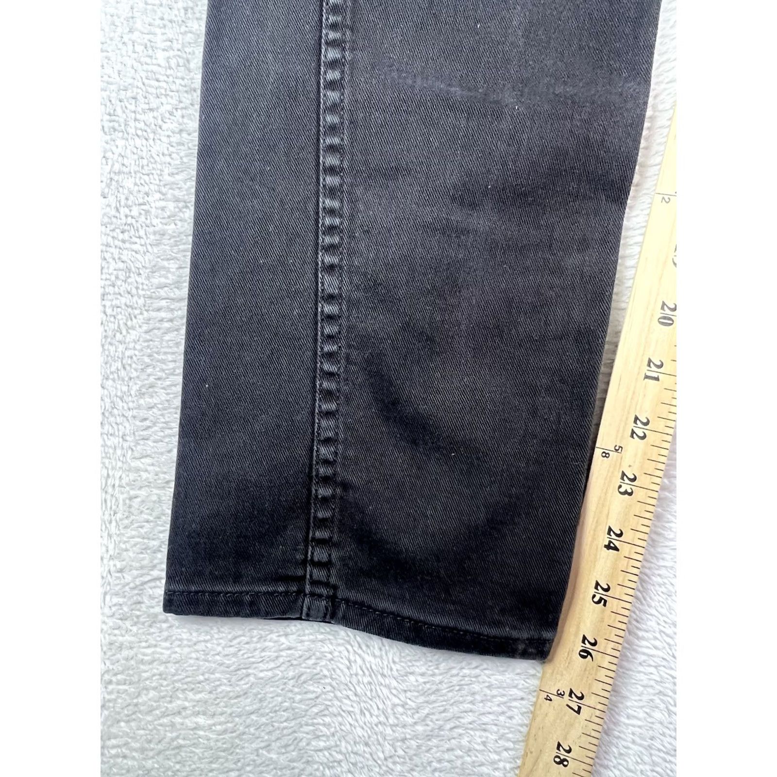 Levi's Vintage Levi's 513 Jeans Men 32x30 Black Regular Fit Straight Leg Denim Jeans Size US 32 / EU 48 - 4 Thumbnail