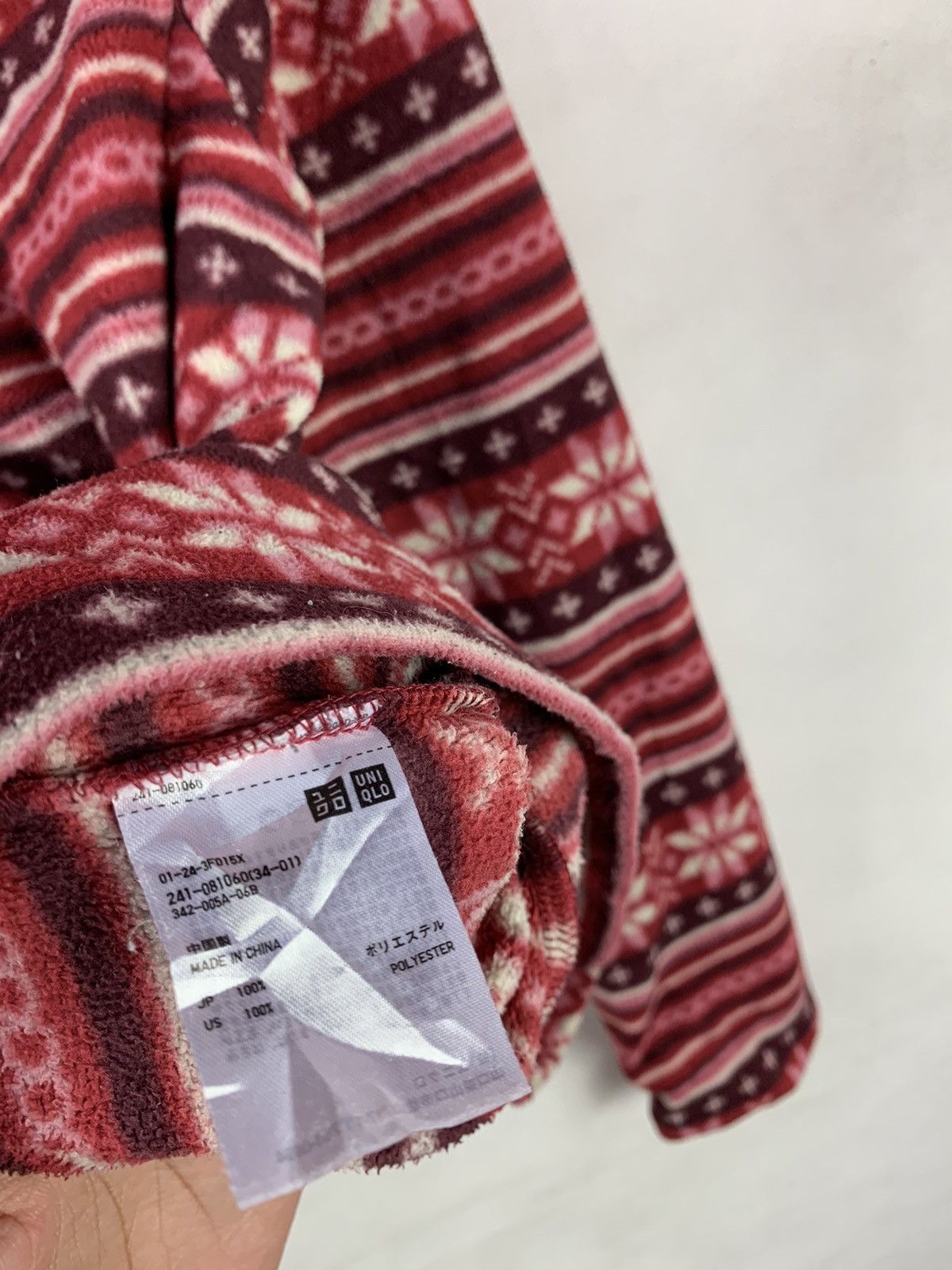Japanese Brand × Uniqlo Steals! Uniqlo Printed Fleece Christmas Zipper Jacket Size US M / EU 48-50 / 2 - 6 Thumbnail
