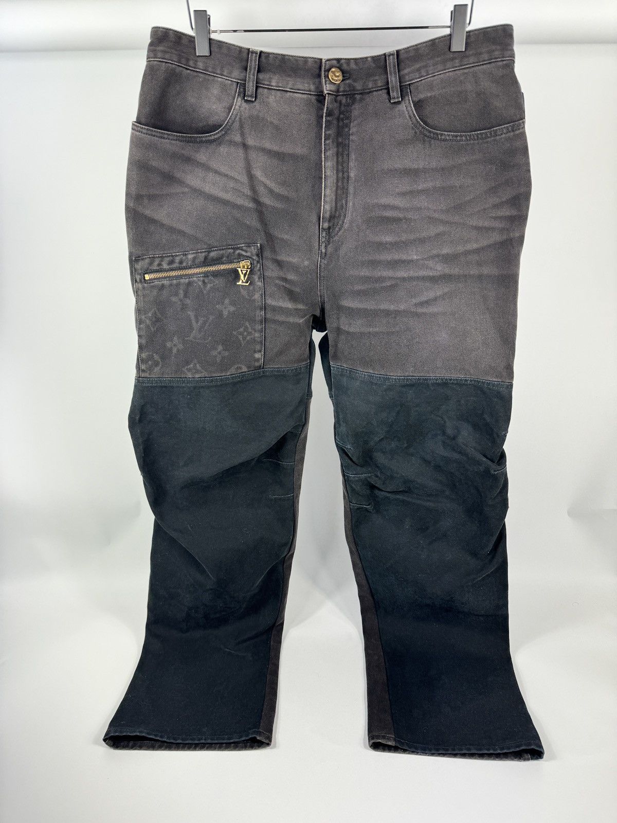 Louis Vuitton DENIM WORKWEAR TROUSERS 1AFACV Size US 36 / EU 52 - 1 Thumbnail